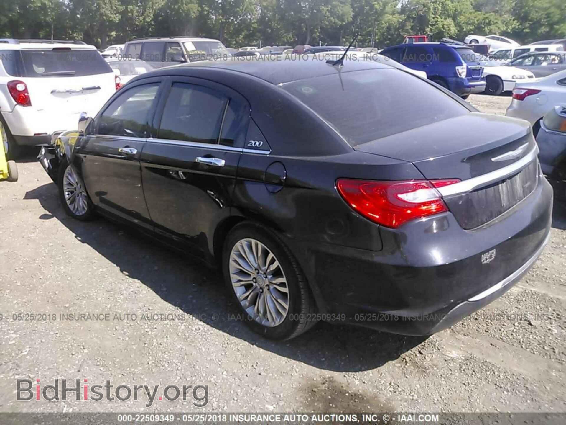 2011 Chrysler 200 - VIN: 1C3BC2FG7BN551469 - Фото 3