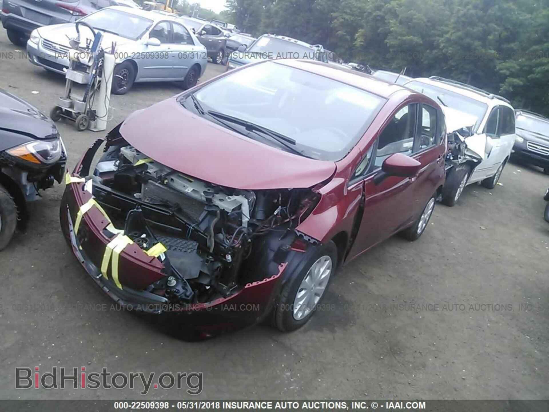 2016 Nissan Versa note - VIN: 3N1CE2CP4GL360830 - Фото 2