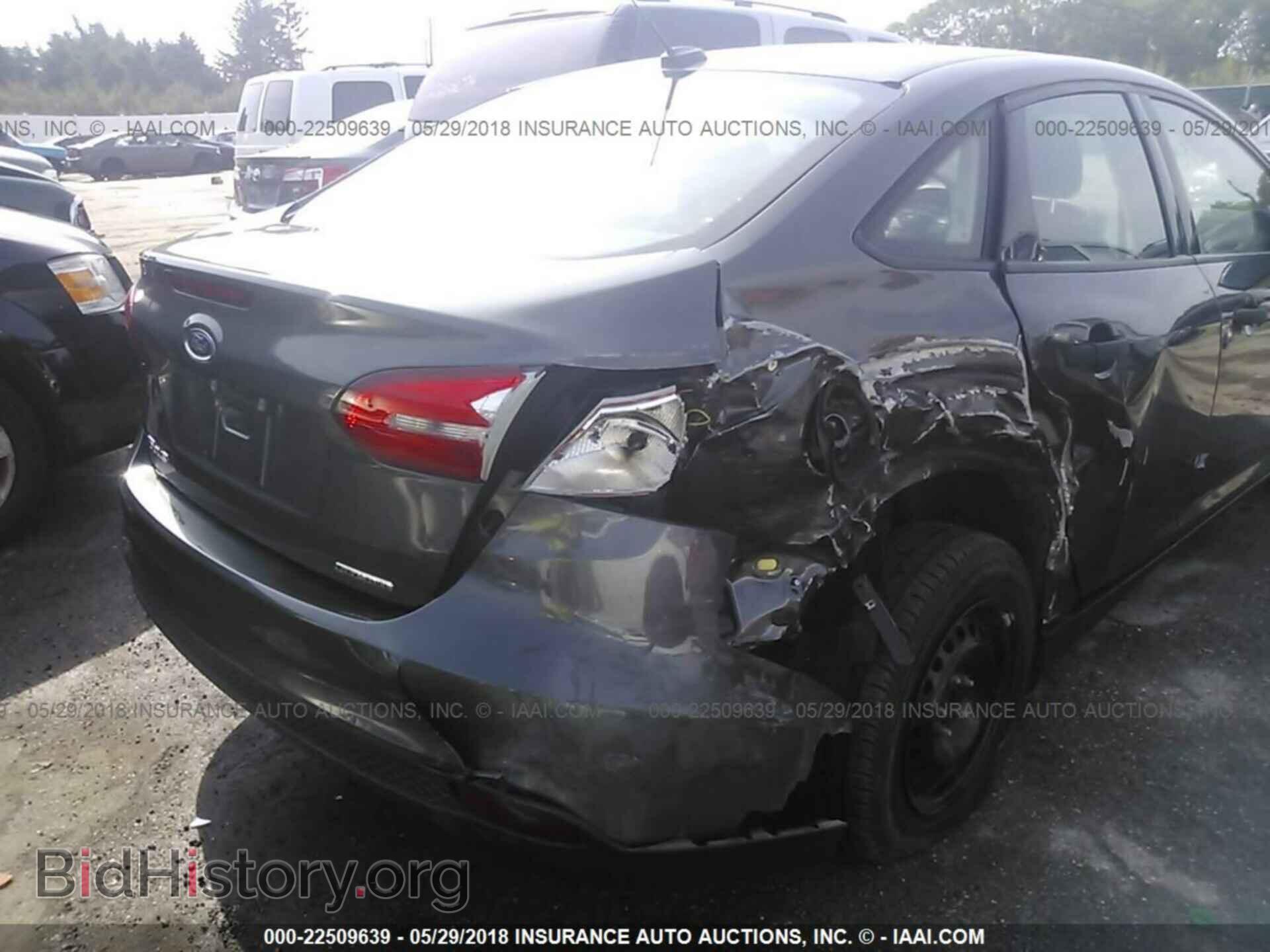 2015 Ford Focus - VIN: 1FADP3E22FL362868 - Photo 6