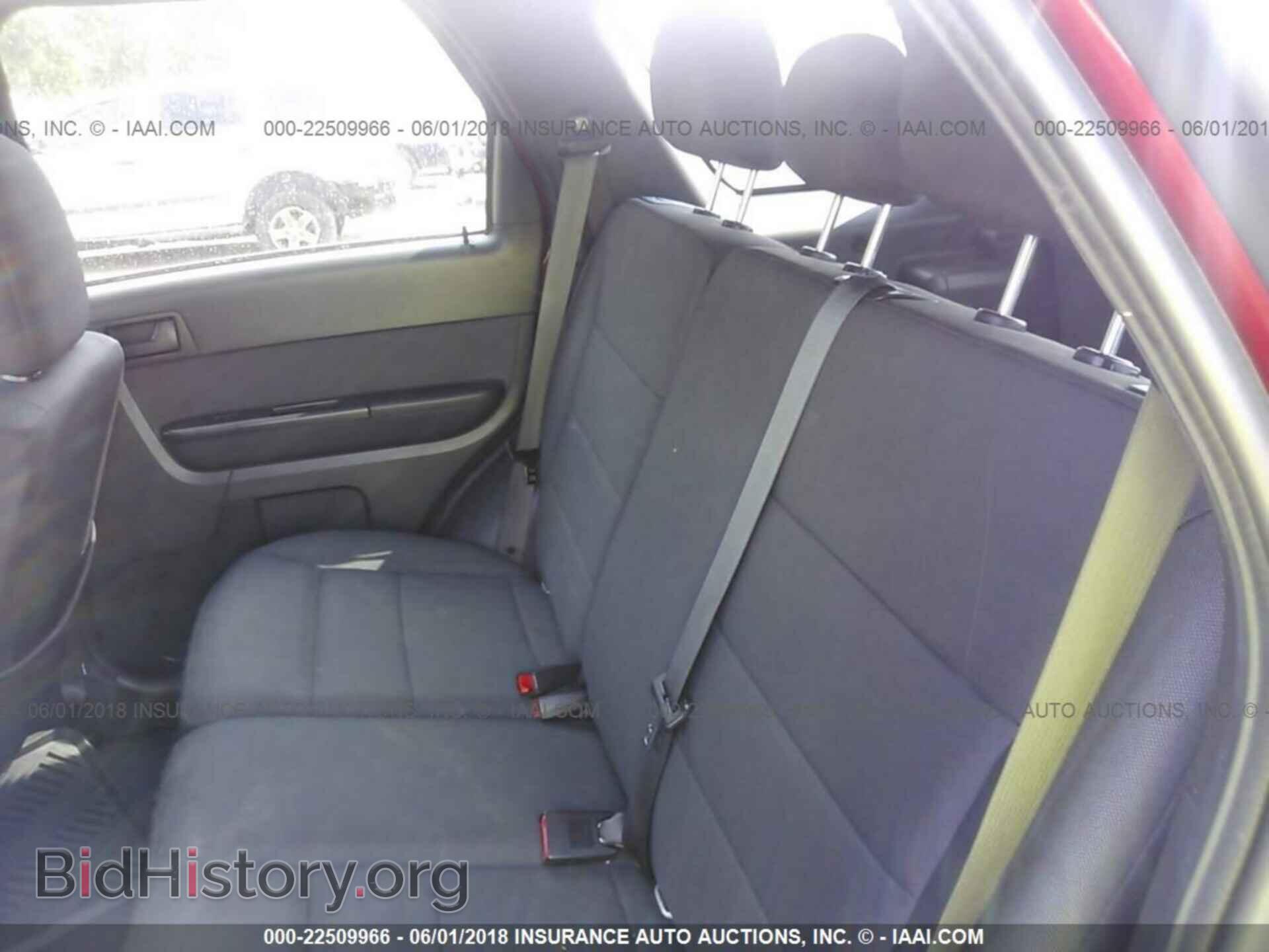 2011 Ford Escape - VIN: 1FMCU9D79BKB89926 - Фото 8