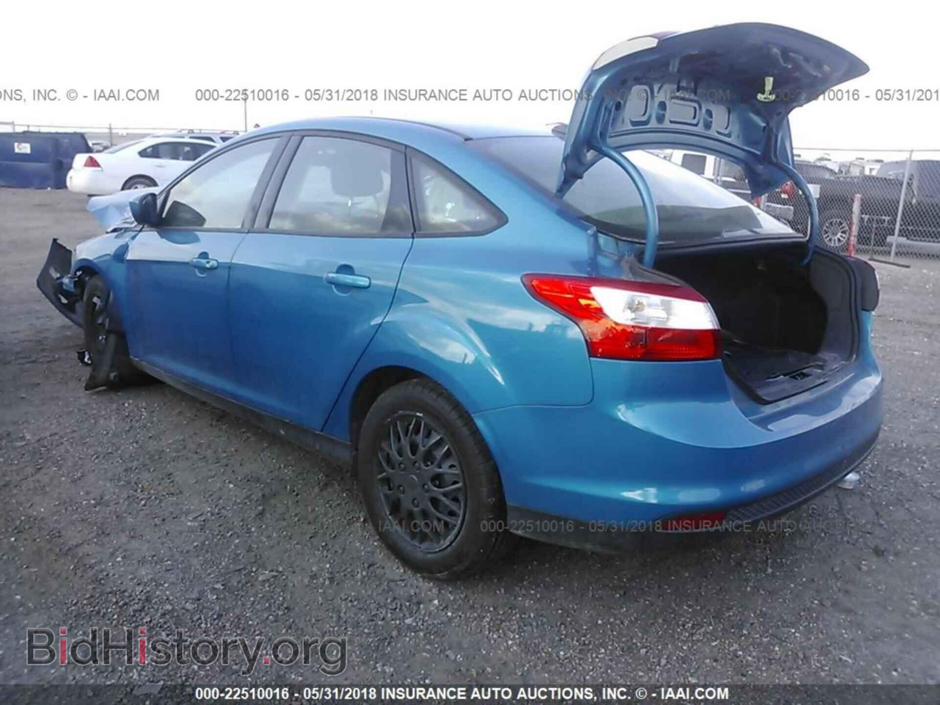 2012 Ford Focus - VIN: 1FAHP3F26CL146274 - Photo 3