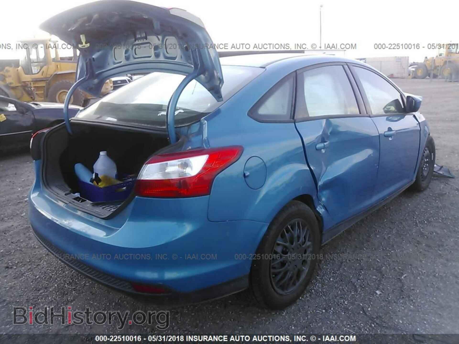 2012 Ford Focus - VIN: 1FAHP3F26CL146274 - Photo 4