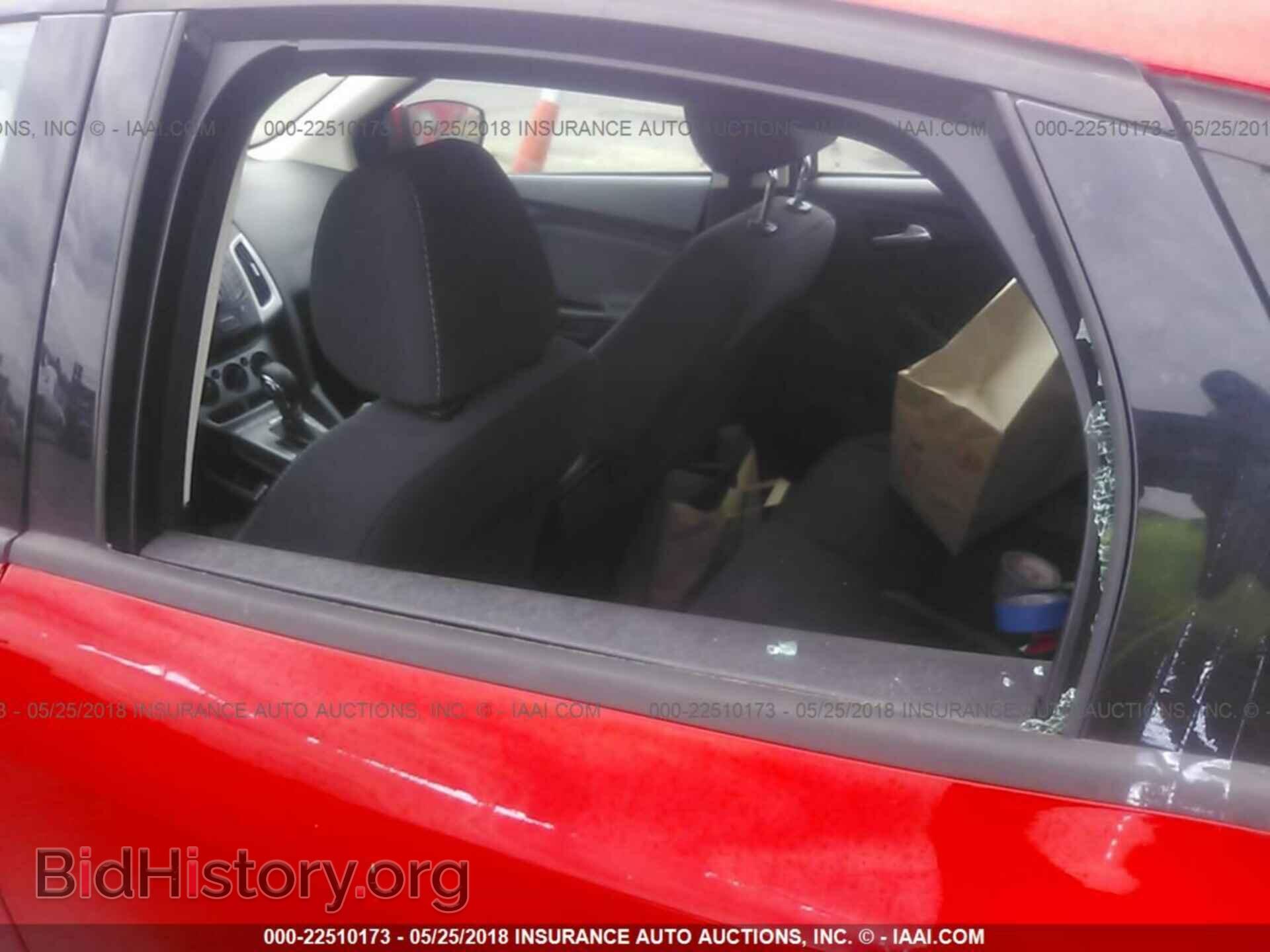 2014 Ford Focus - VIN: 1FADP3F22EL335666 - Photo 6