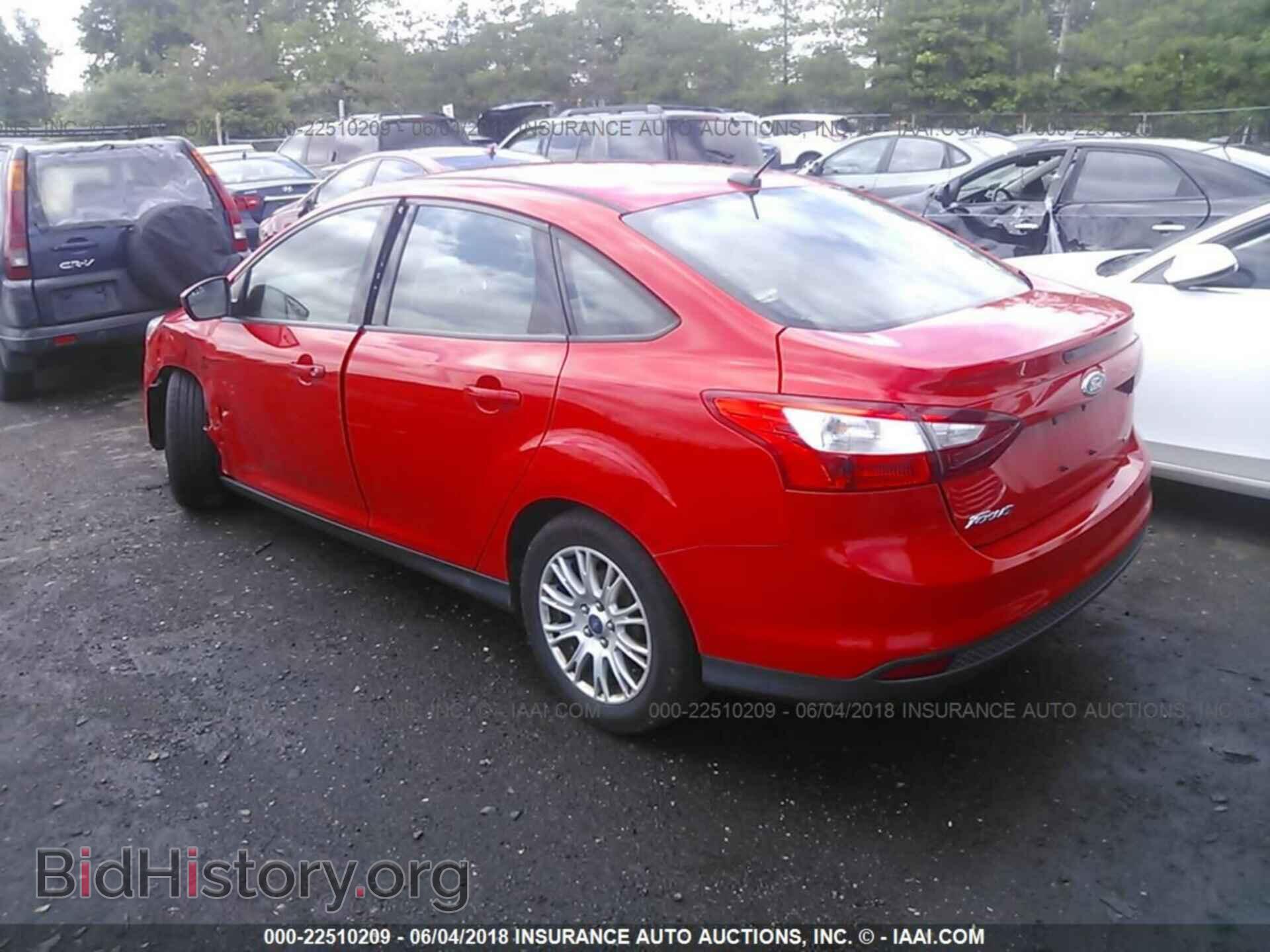 2012 Ford Focus - VIN: 1FAHP3F27CL132853 - Фото 3