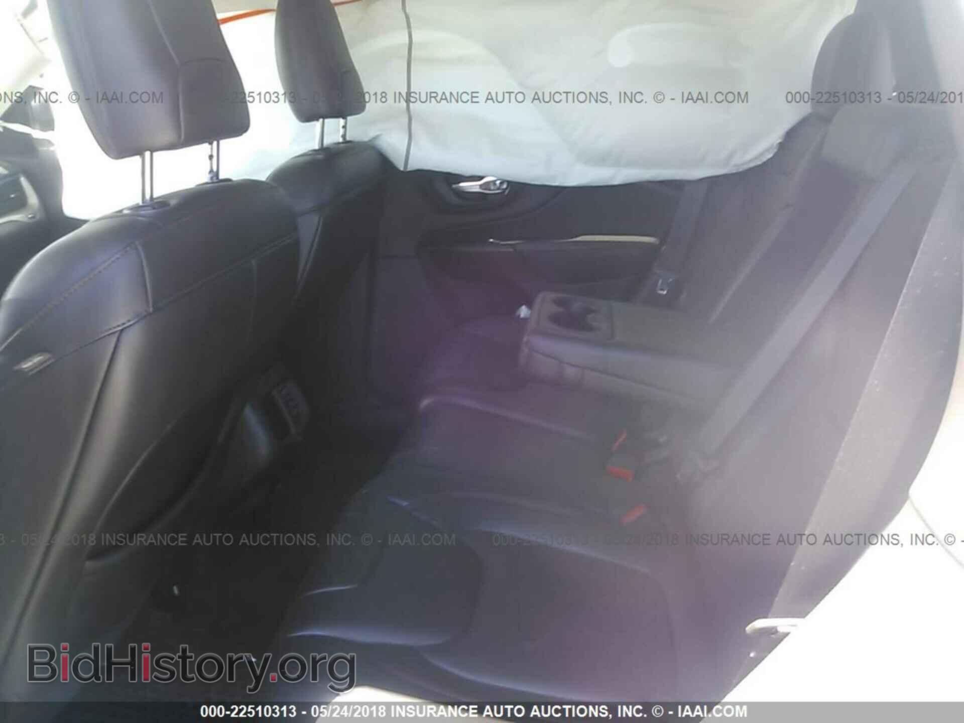 2014 Jeep Cherokee - VIN: 1C4PJMBSXEW267605 - Фото 8