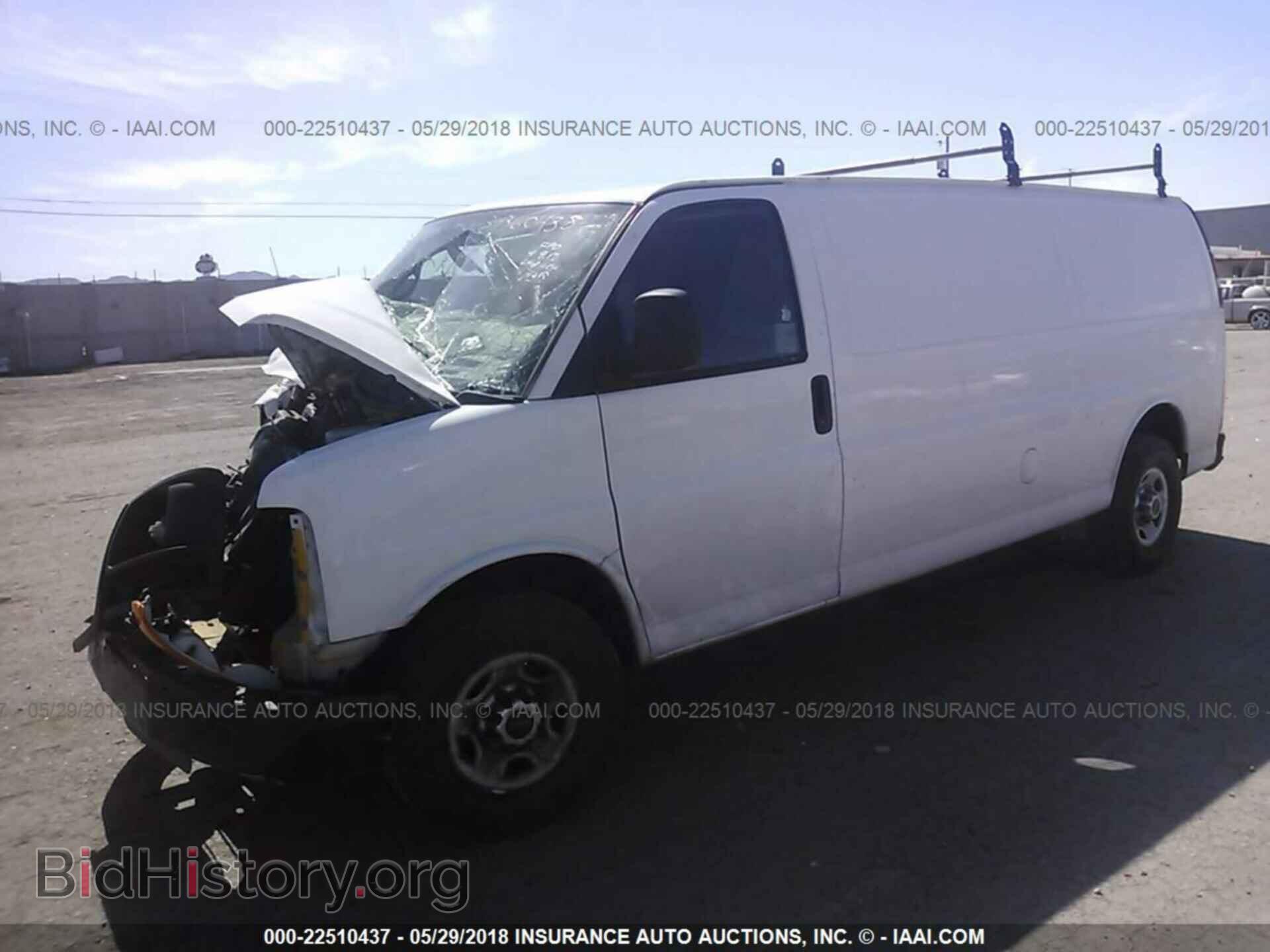 2012 Gmc Savana - VIN: 1GTW7GCA7C1900296 - Фото 2