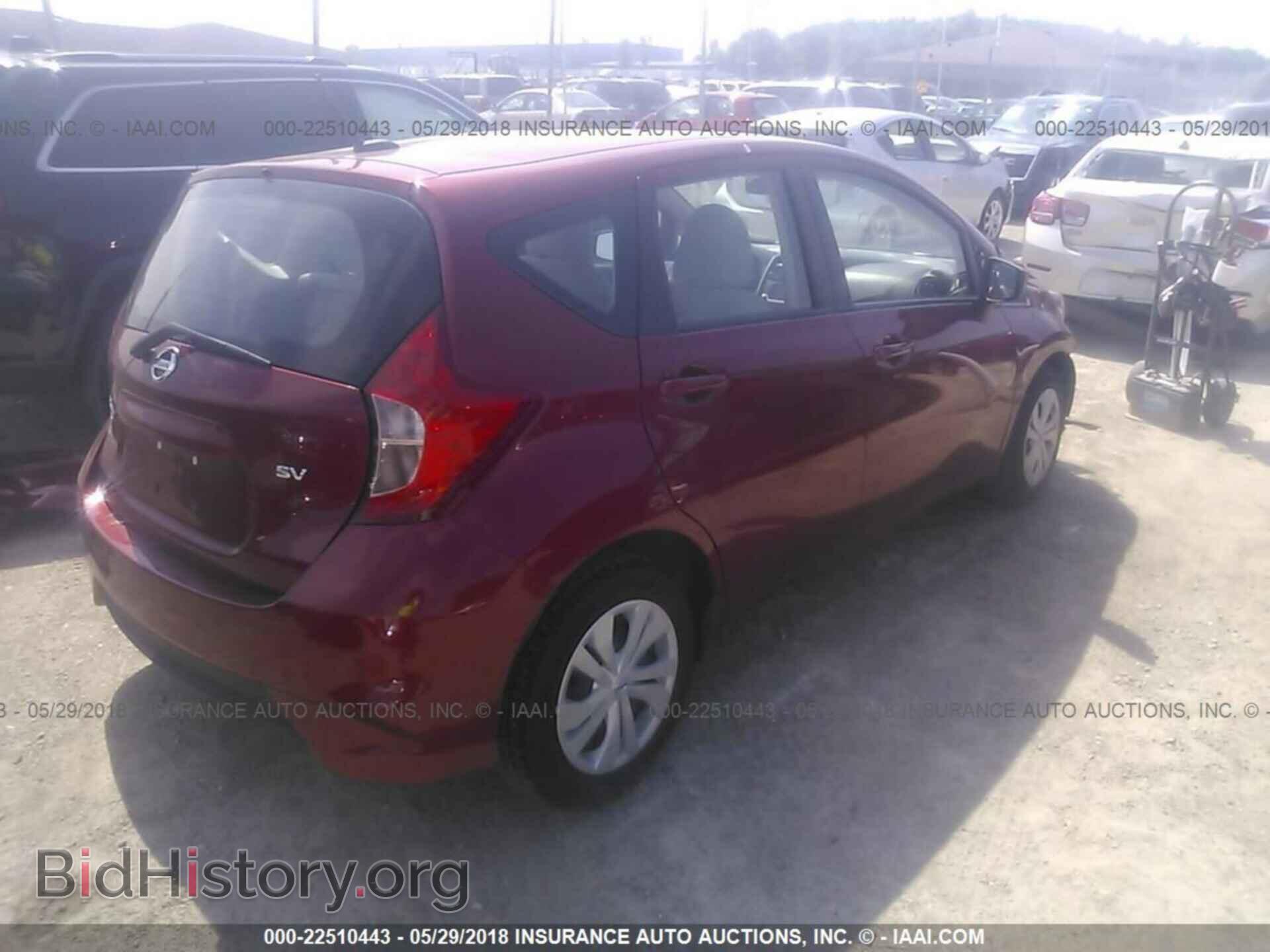 2017 Nissan Versa note - VIN: 3N1CE2CP0HL355089 - Photo 4
