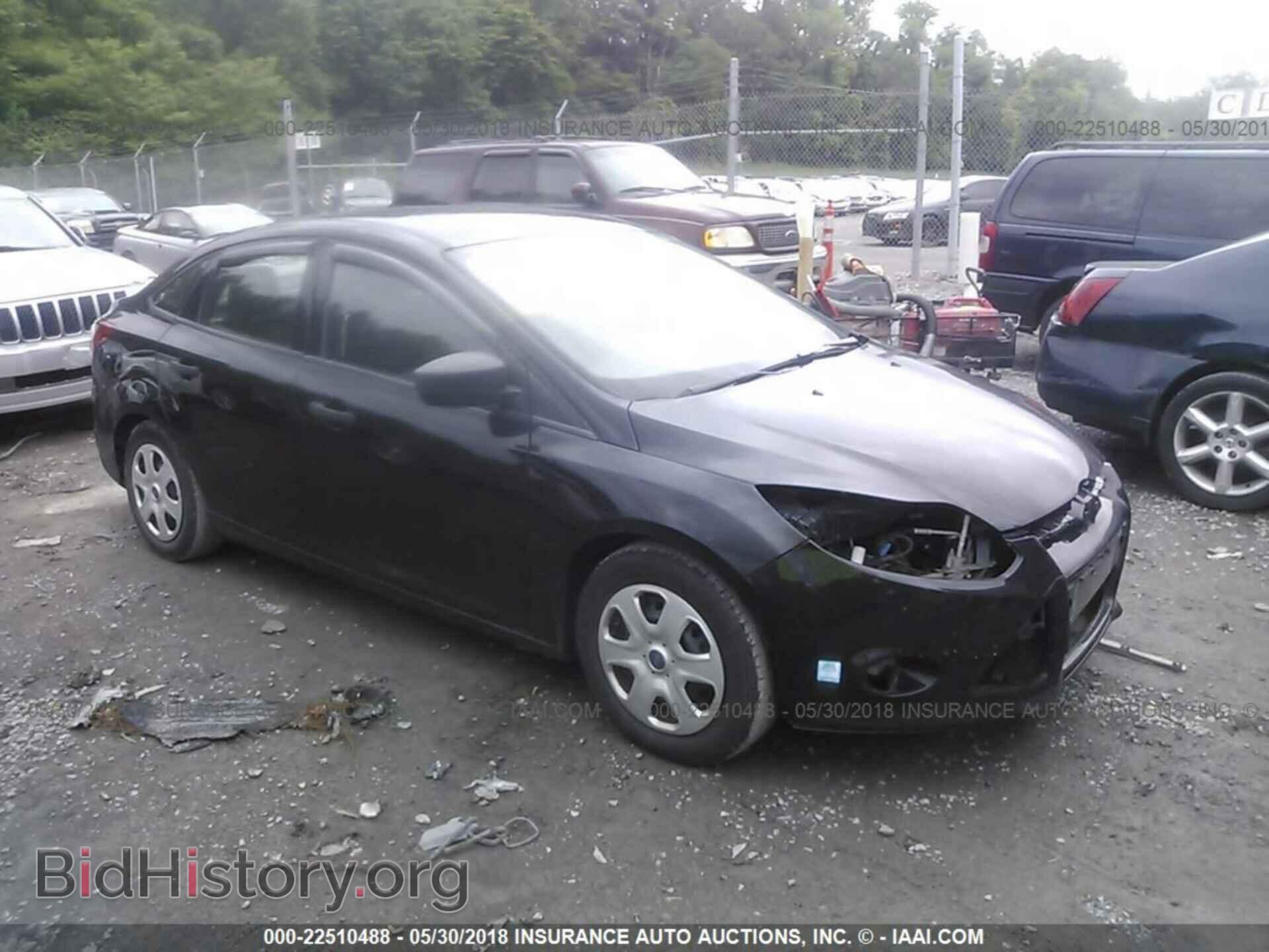 Photo 1FAHP3E24CL232619 - Ford Focus 2012