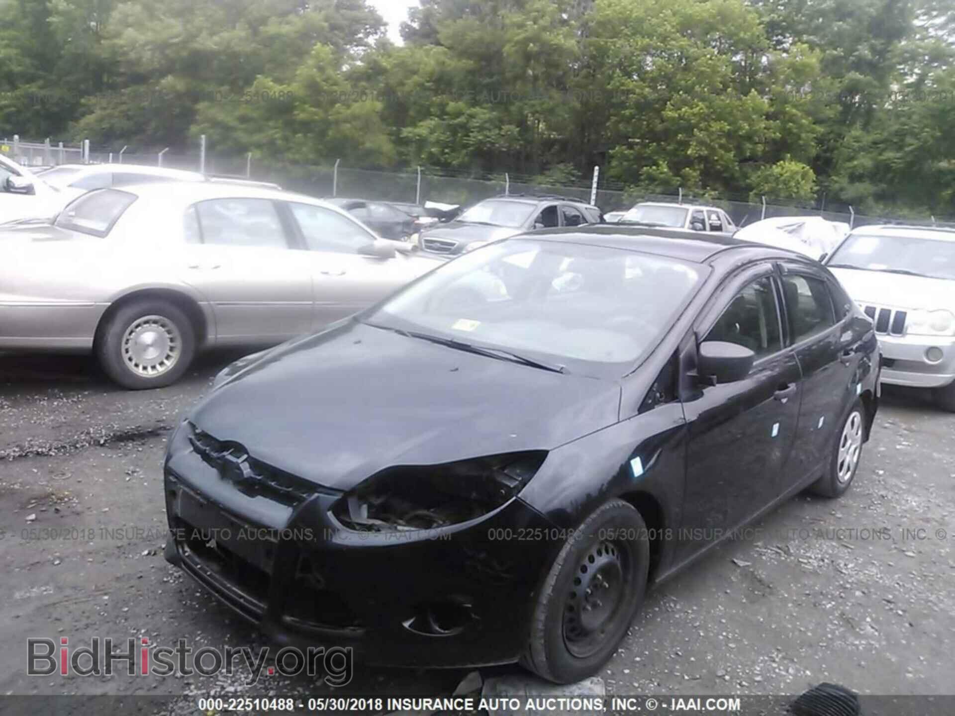 2012 Ford Focus - VIN: 1FAHP3E24CL232619 - Photo 6