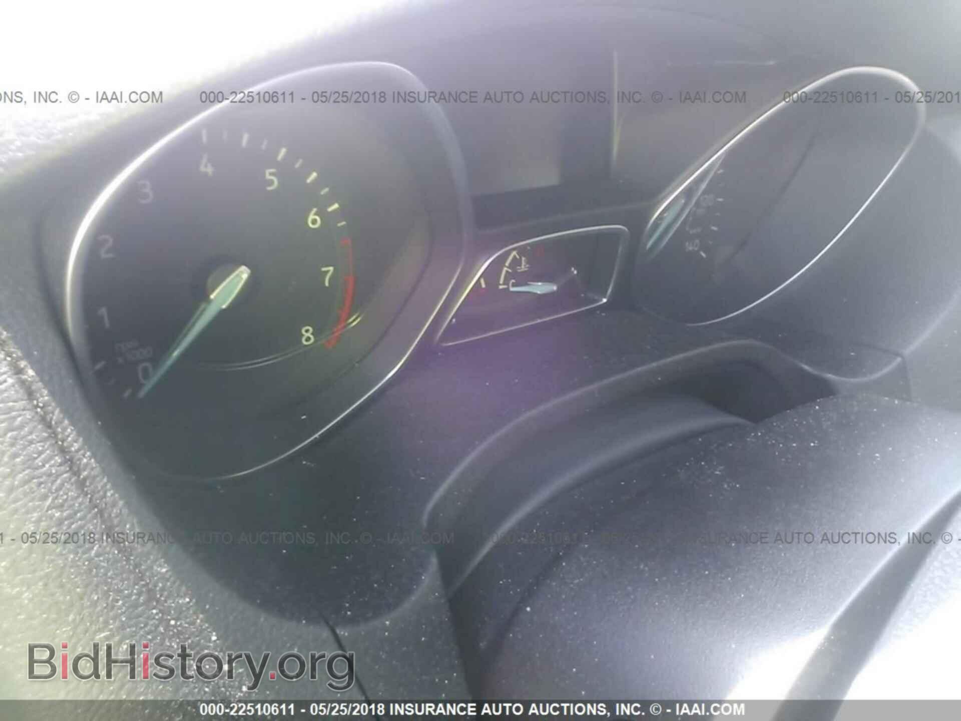 2016 Ford Focus - VIN: 1FADP3F20GL248481 - Photo 7