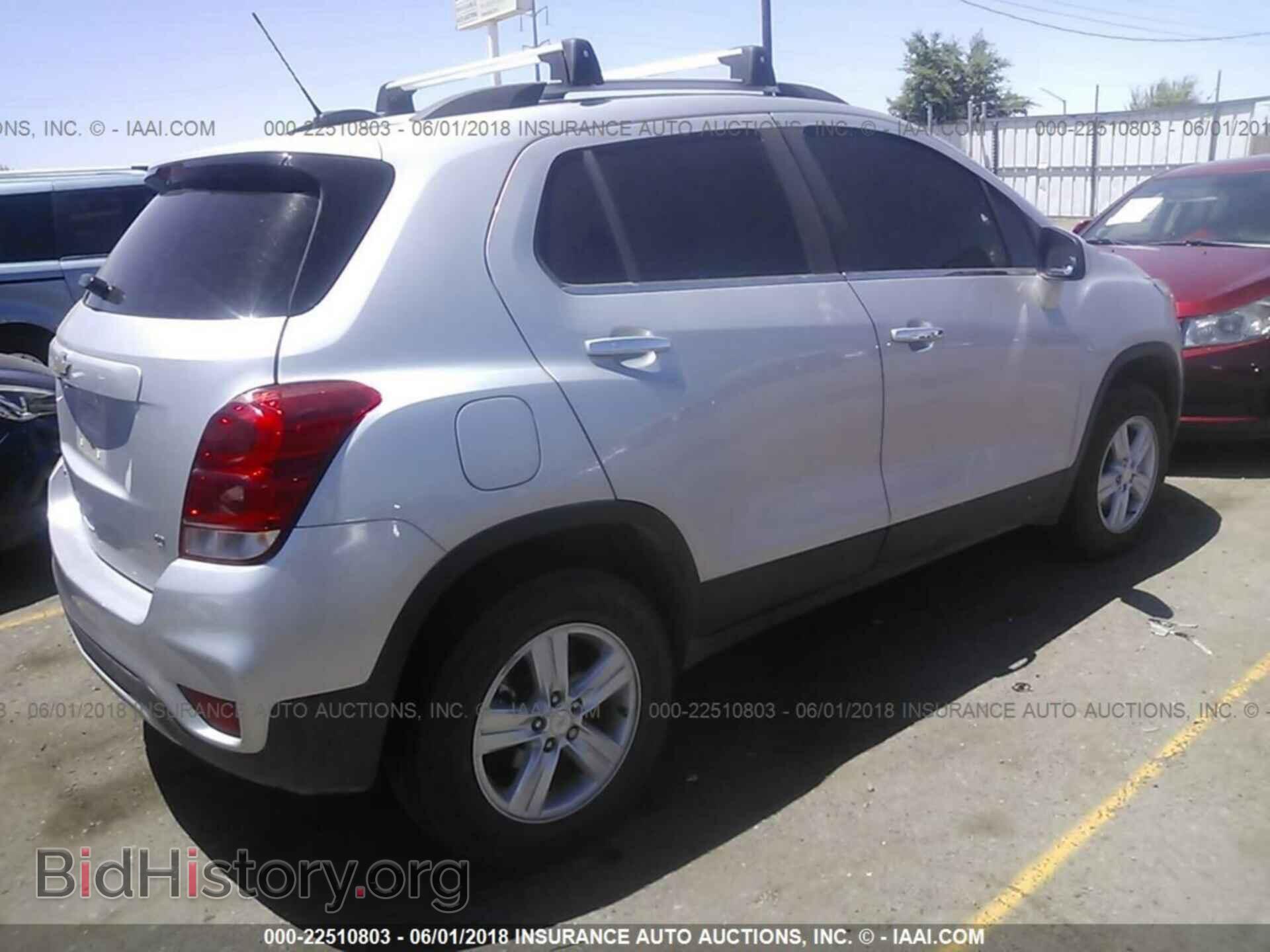 2017 Chevrolet Trax - VIN: 3GNCJPSB1HL194920 - Фото 4