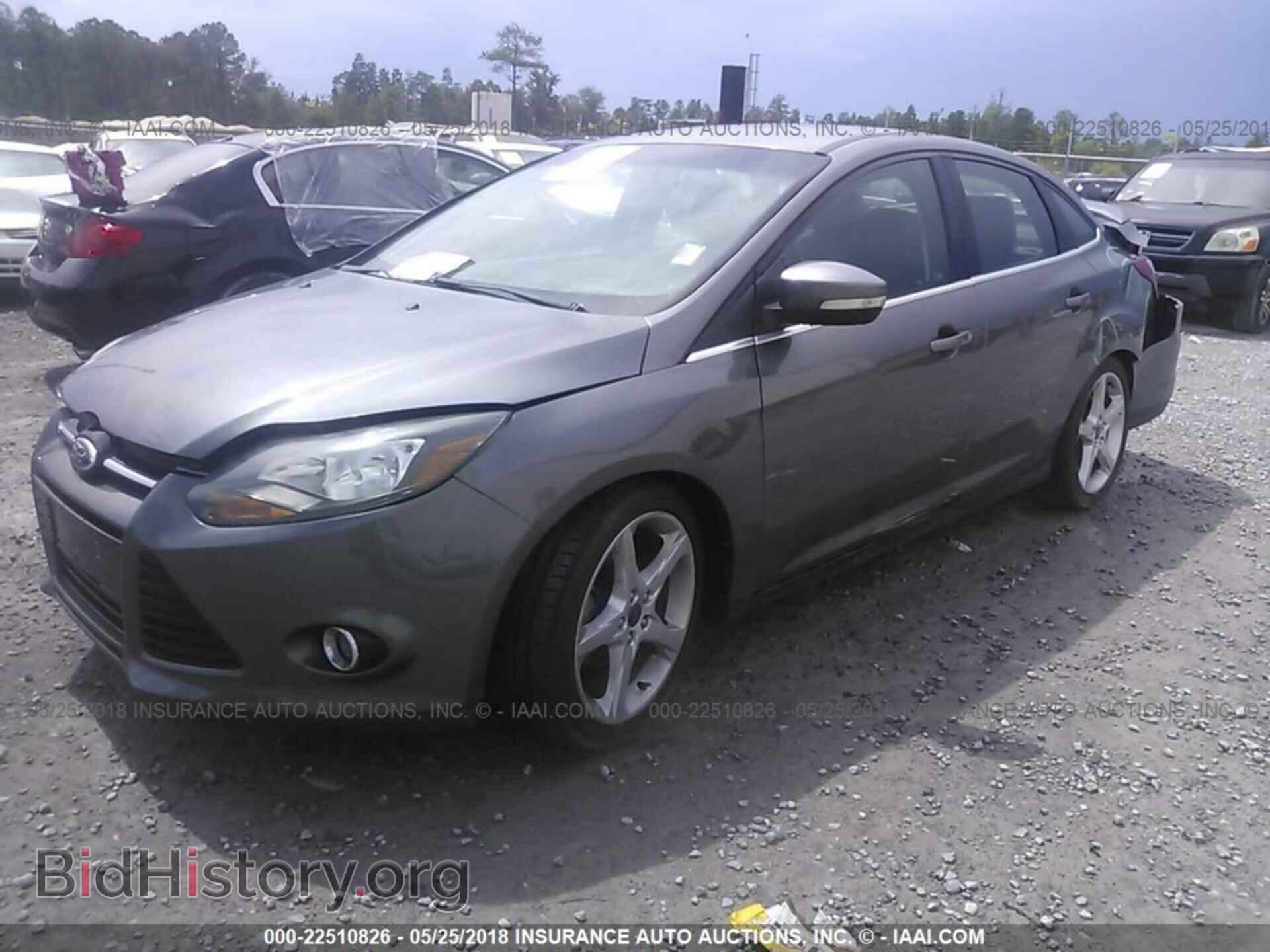 2014 Ford Focus - VIN: 1FADP3J2XEL142012 - Photo 2