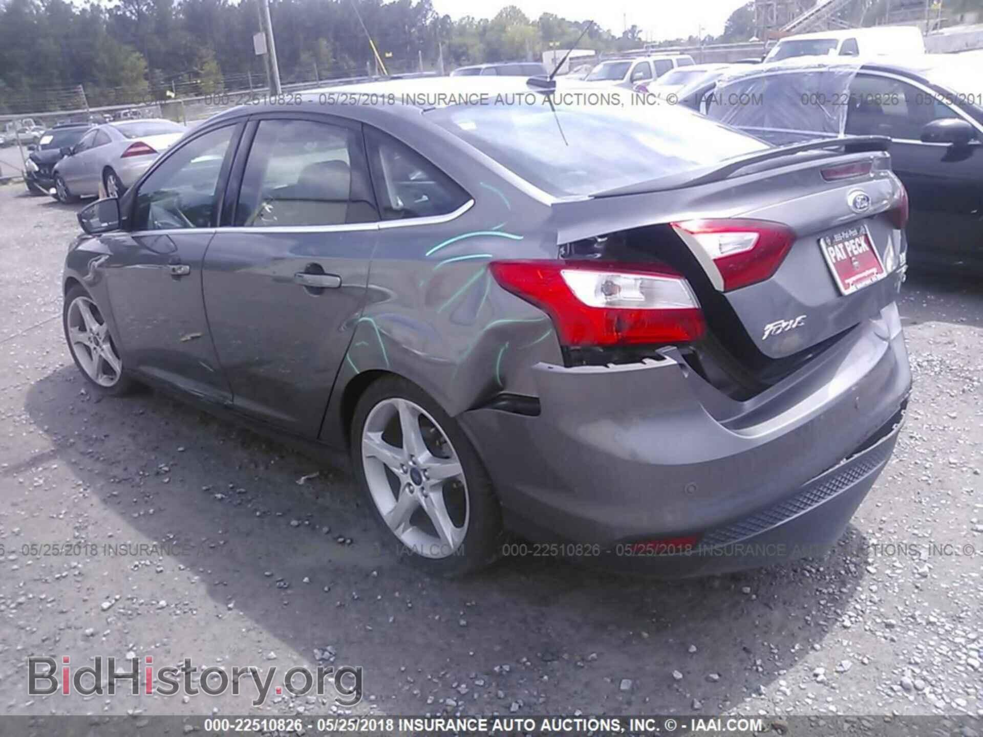 2014 Ford Focus - VIN: 1FADP3J2XEL142012 - Photo 3