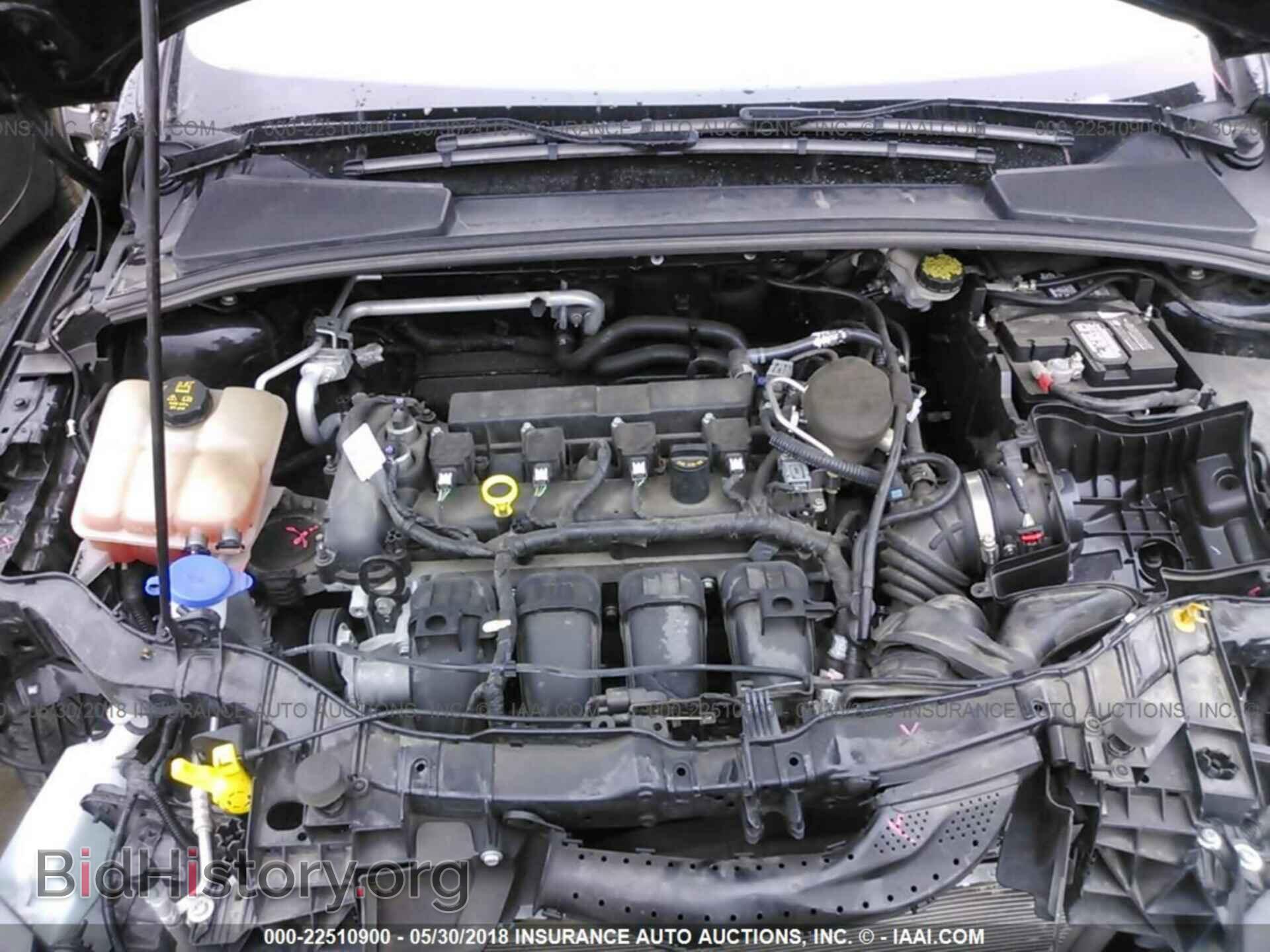 2016 Ford Focus - VIN: 1FADP3K29GL246802 - Photo 10