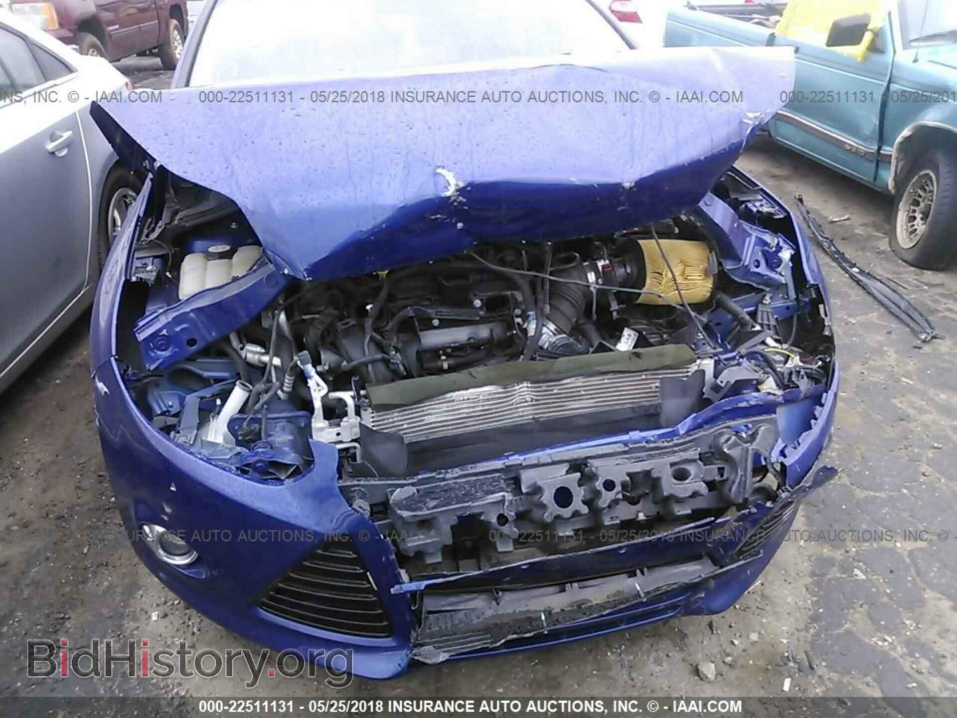 2012 Ford Focus - VIN: 1FAHP3F23CL298058 - Photo 6