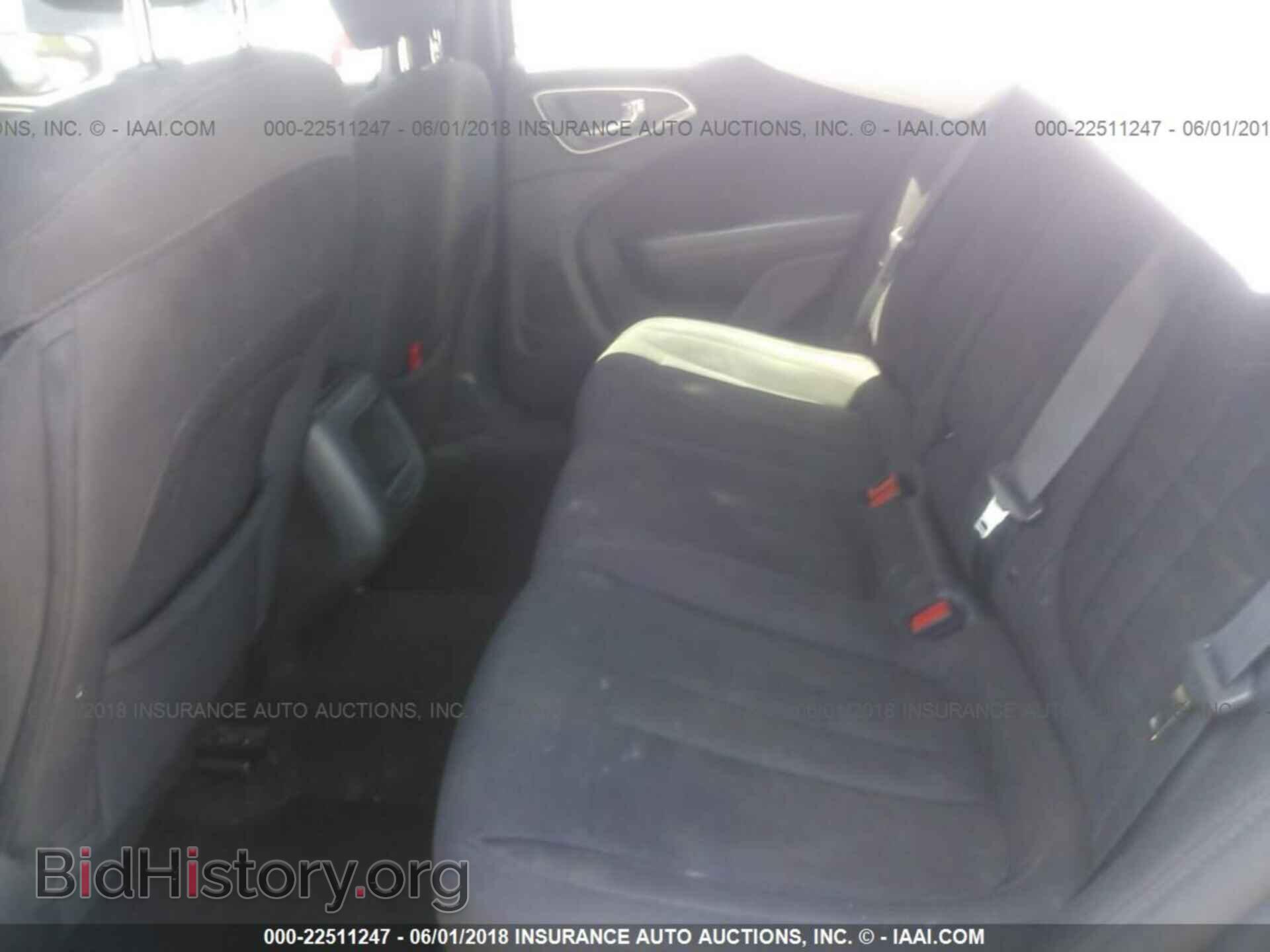 2016 Chrysler 200 - VIN: 1C3CCCAB8GN115341 - Фото 8