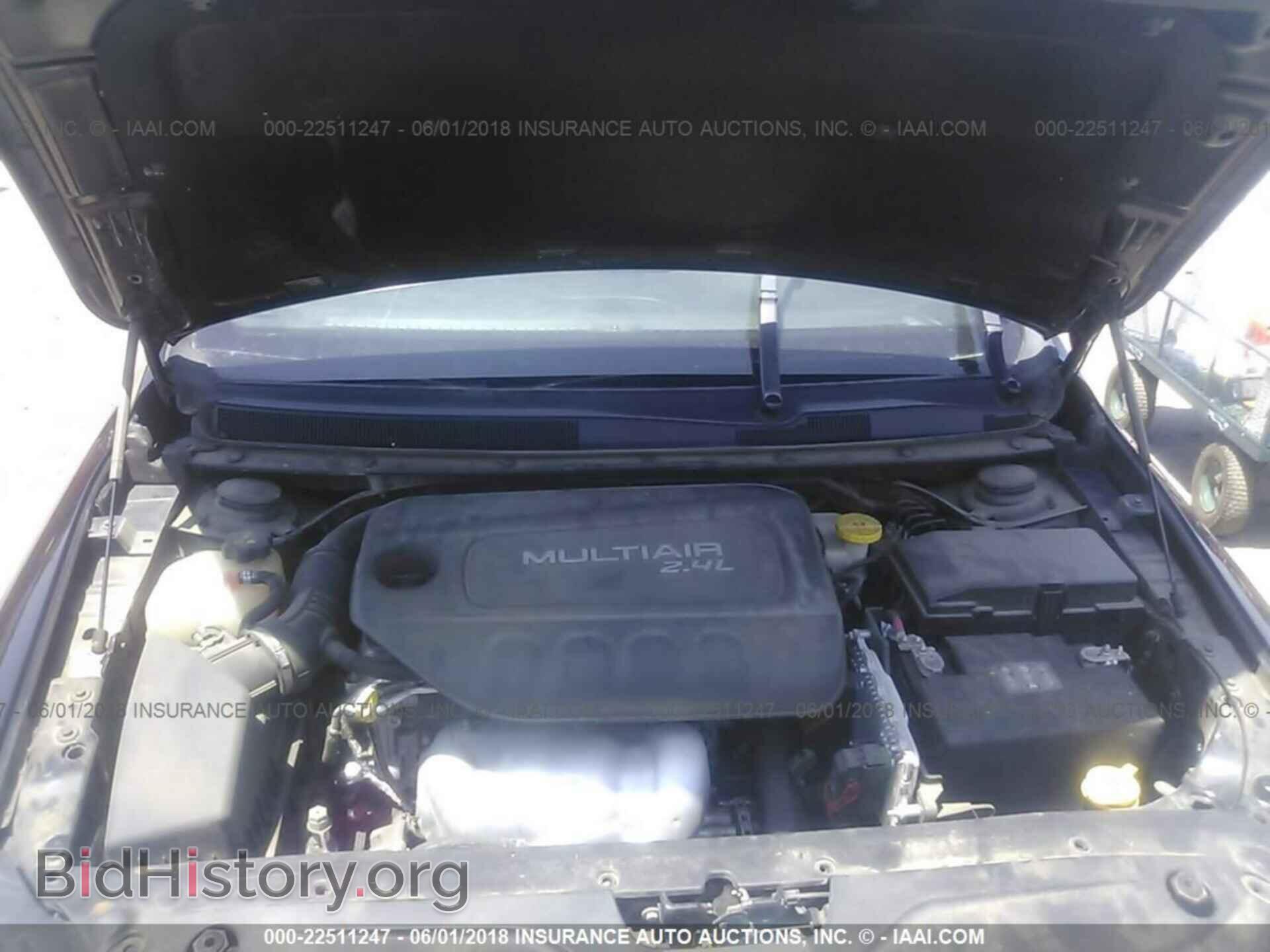 2016 Chrysler 200 - VIN: 1C3CCCAB8GN115341 - Фото 10