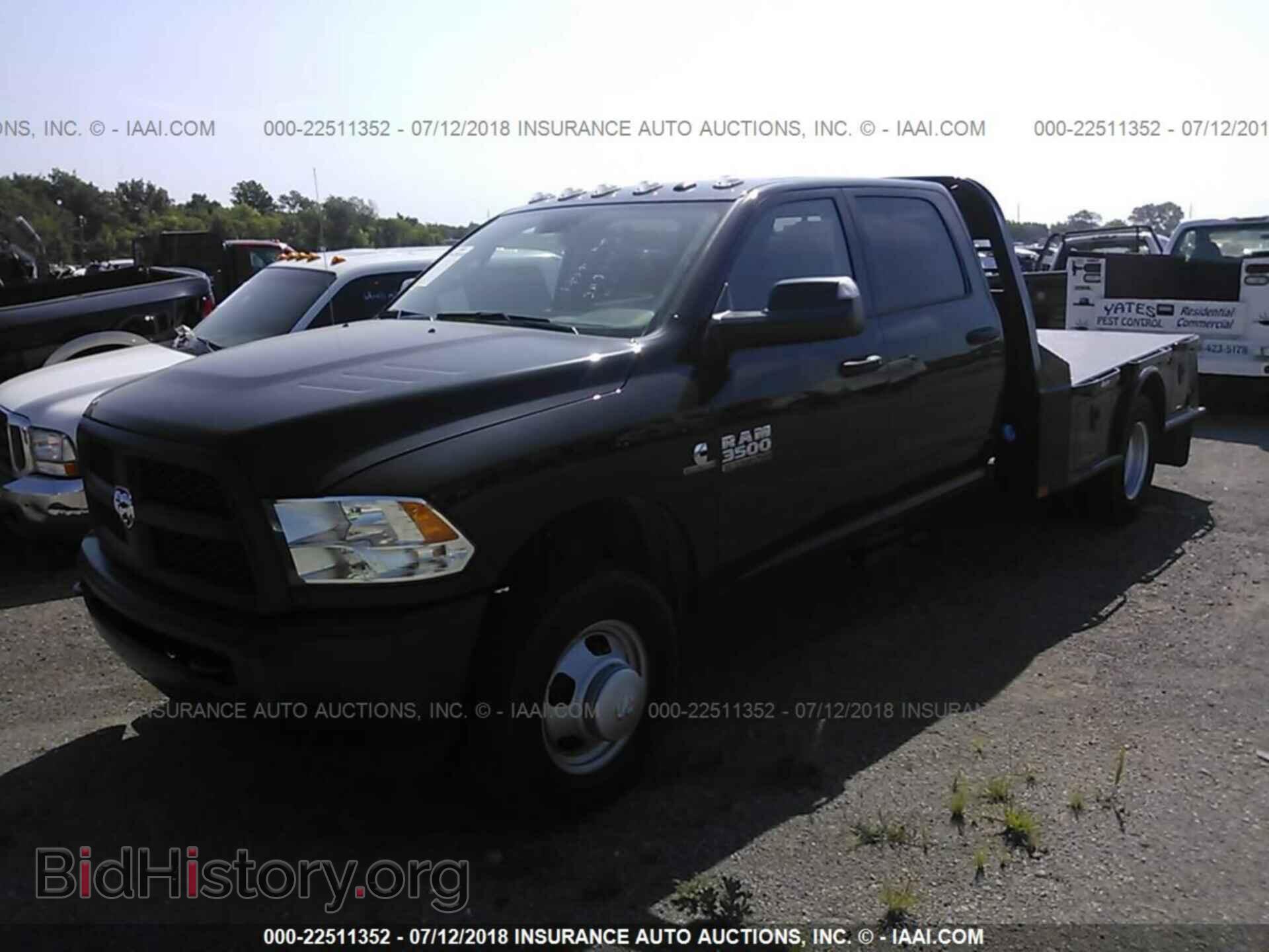 2018 Ram 3500 - VIN: 3C7WRTCL5JG188800 - Photo 2