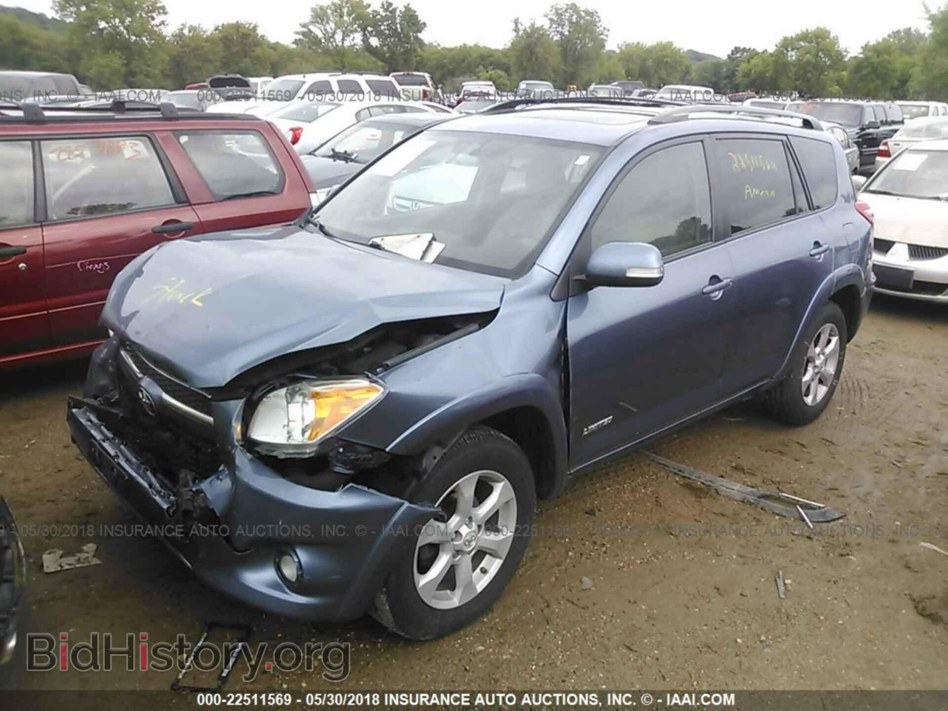 2011 Toyota Rav4 - VIN: 2T3DF4DV0BW132980 - Фото 2