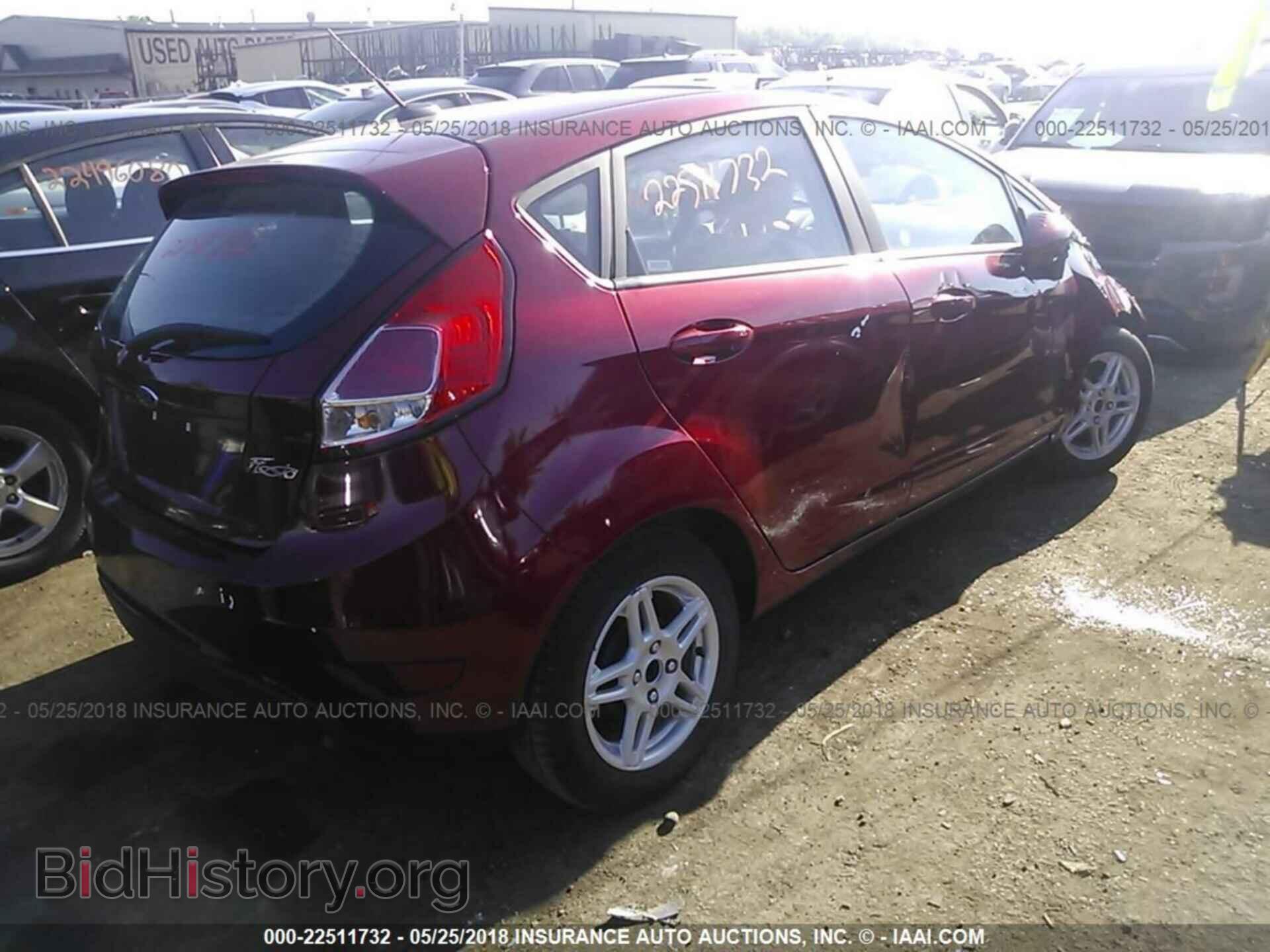 2017 Ford Fiesta - VIN: 3FADP4EJ2HM113128 - Photo 4