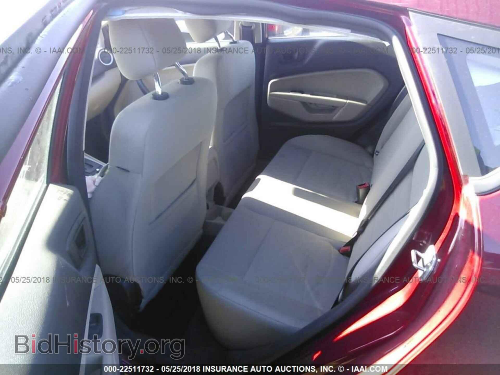 2017 Ford Fiesta - VIN: 3FADP4EJ2HM113128 - Photo 8