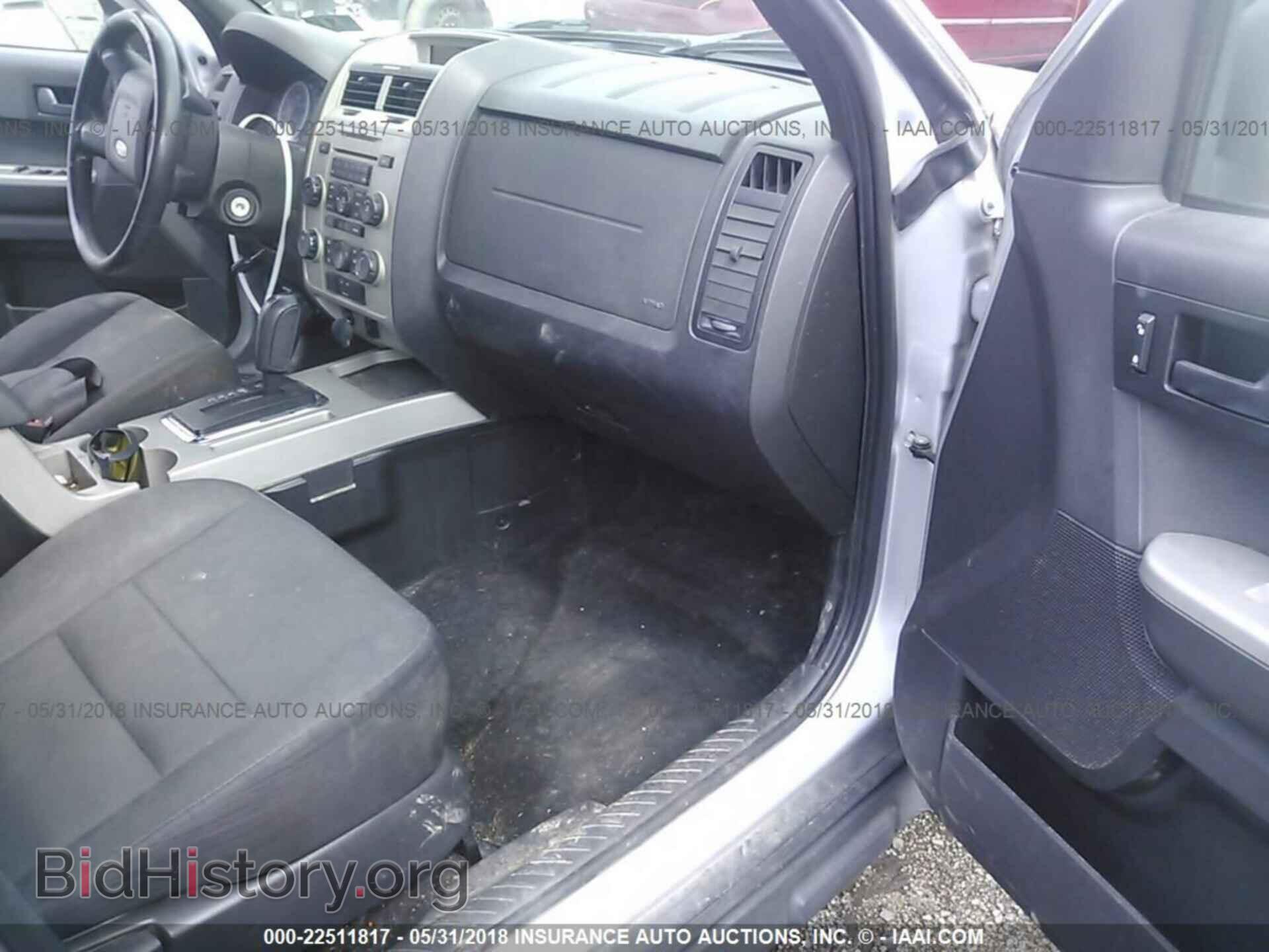 2011 Ford Escape - VIN: 1FMCU0D7XBKB12106 - Photo 5