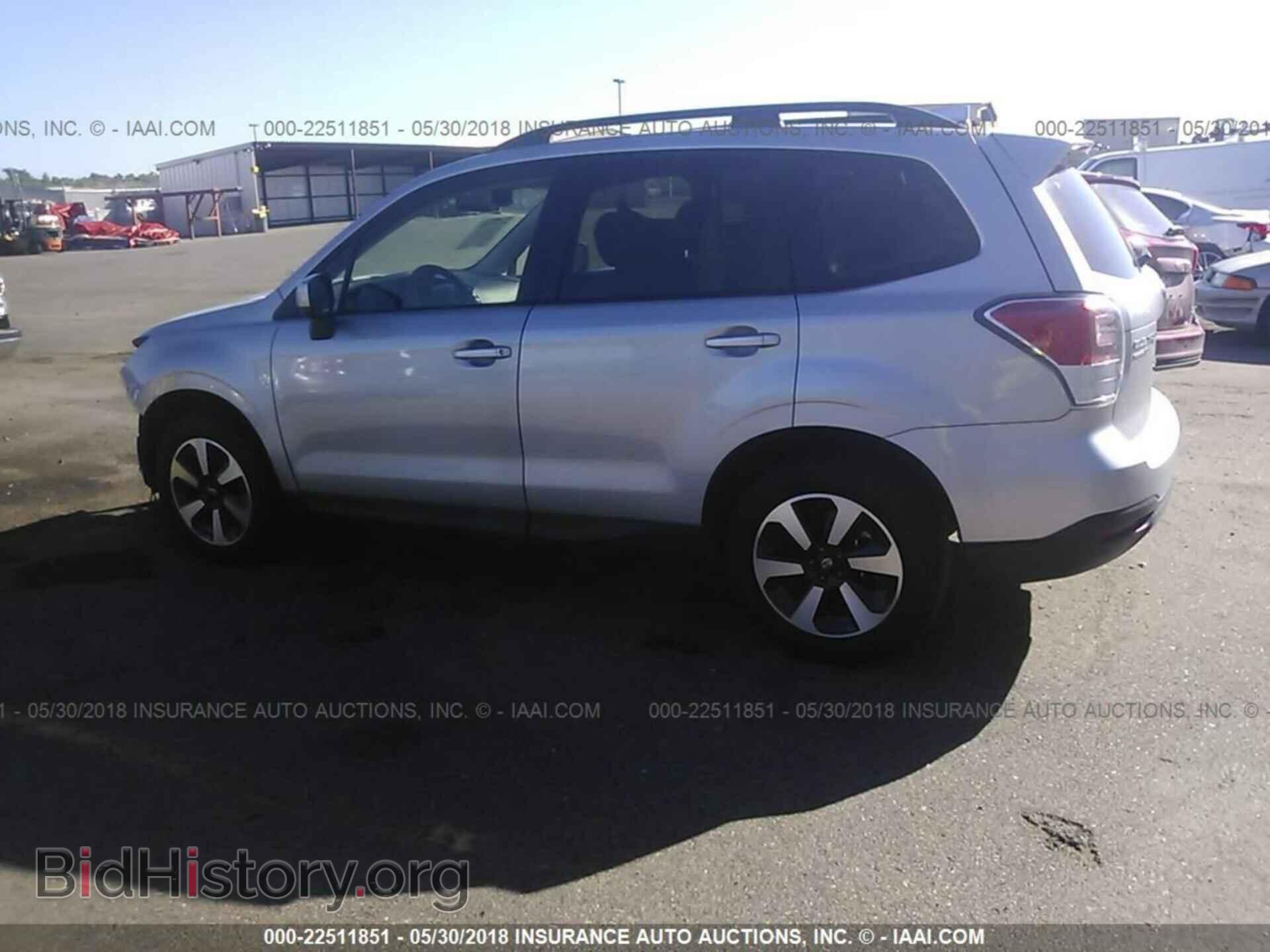 2017 Subaru Forester - VIN: JF2SJAEC9HH557731 - Photo 3