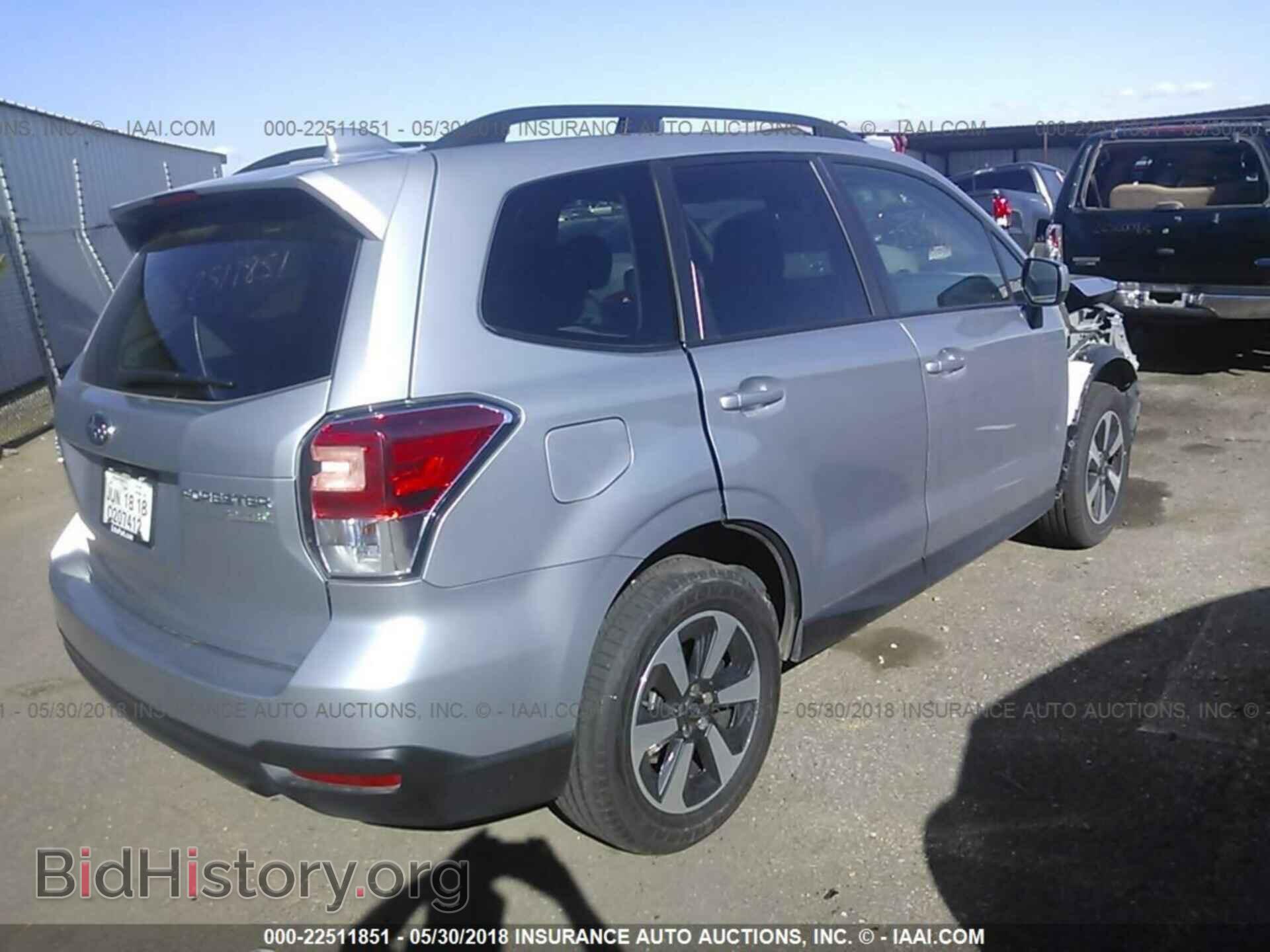 2017 Subaru Forester - VIN: JF2SJAEC9HH557731 - Photo 4