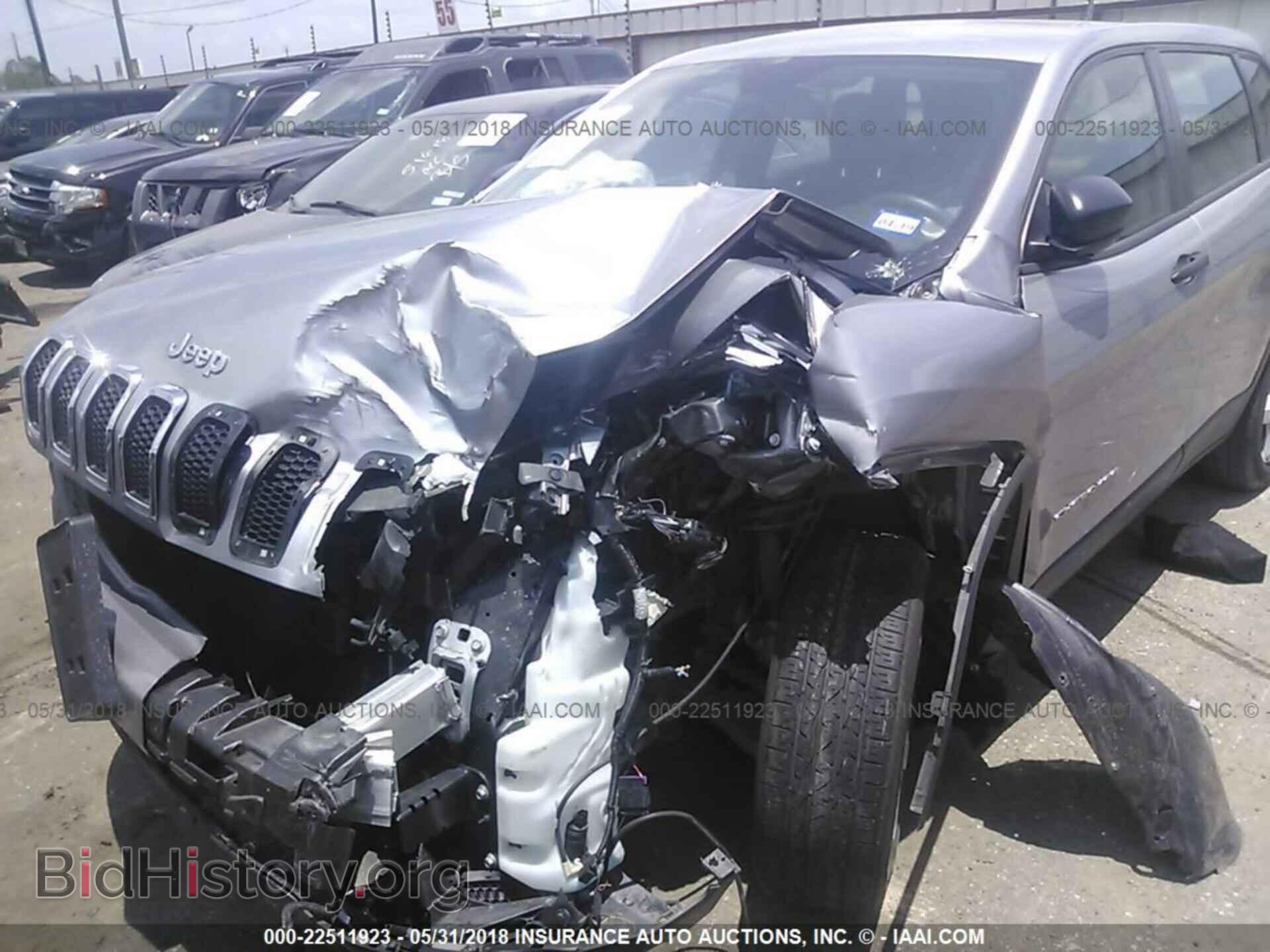 2014 Jeep Cherokee - VIN: 1C4PJLAB0EW199777 - Фото 6