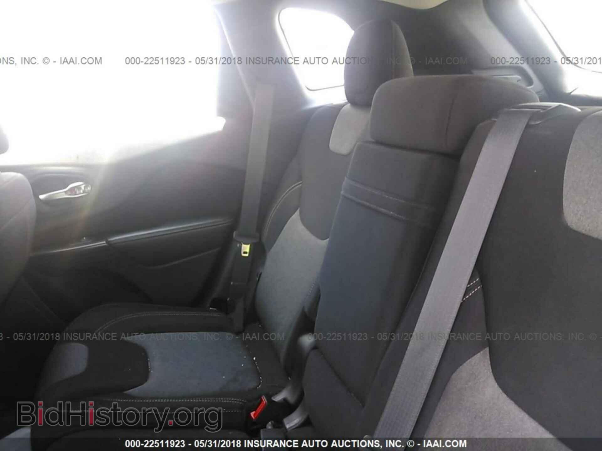 2014 Jeep Cherokee - VIN: 1C4PJLAB0EW199777 - Фото 8