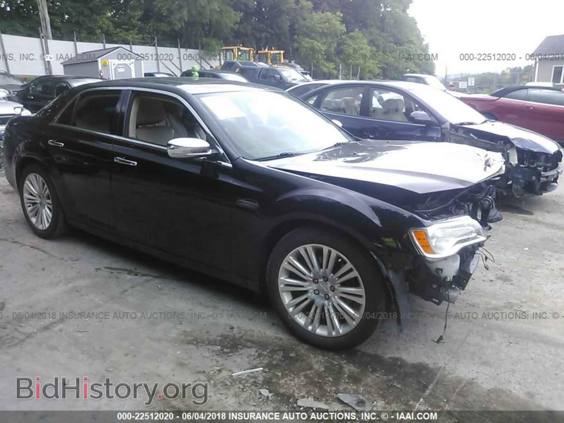 Фотография 2C3CCAET2DH708172 - CHRYSLER 300C 2013