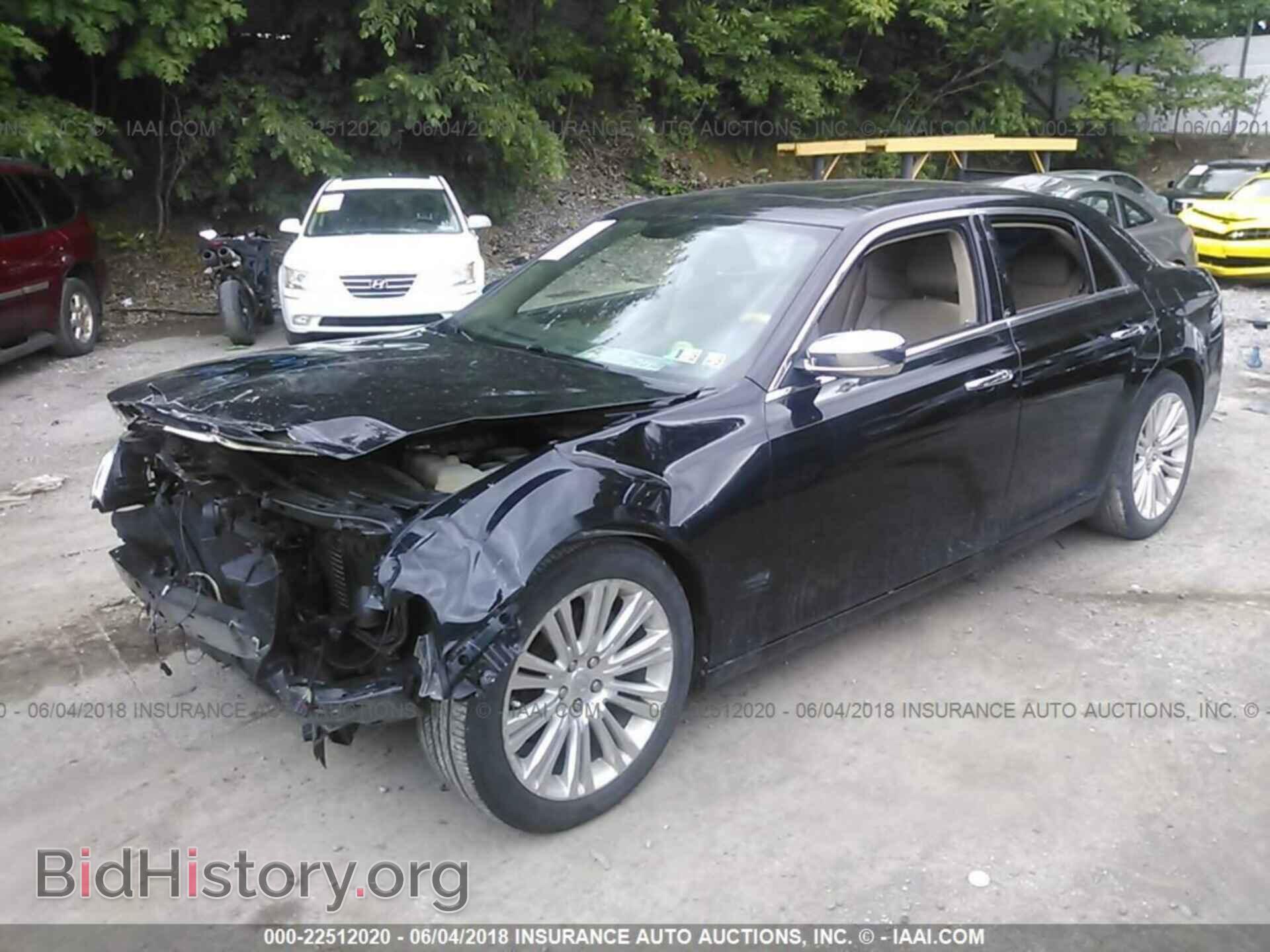2013 CHRYSLER 300C - VIN: 2C3CCAET2DH708172 - Фото 2