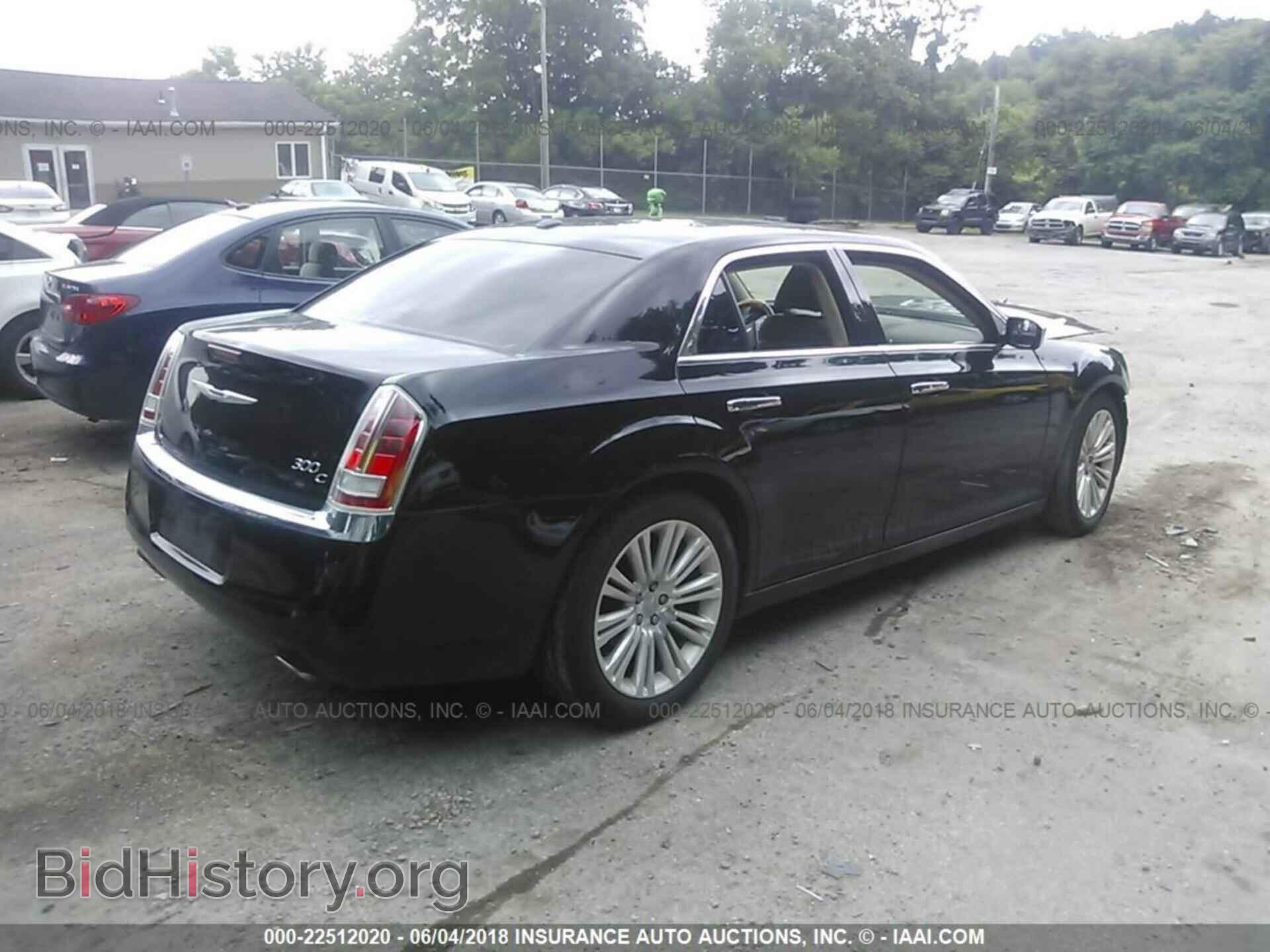 2013 CHRYSLER 300C - VIN: 2C3CCAET2DH708172 - Фото 4