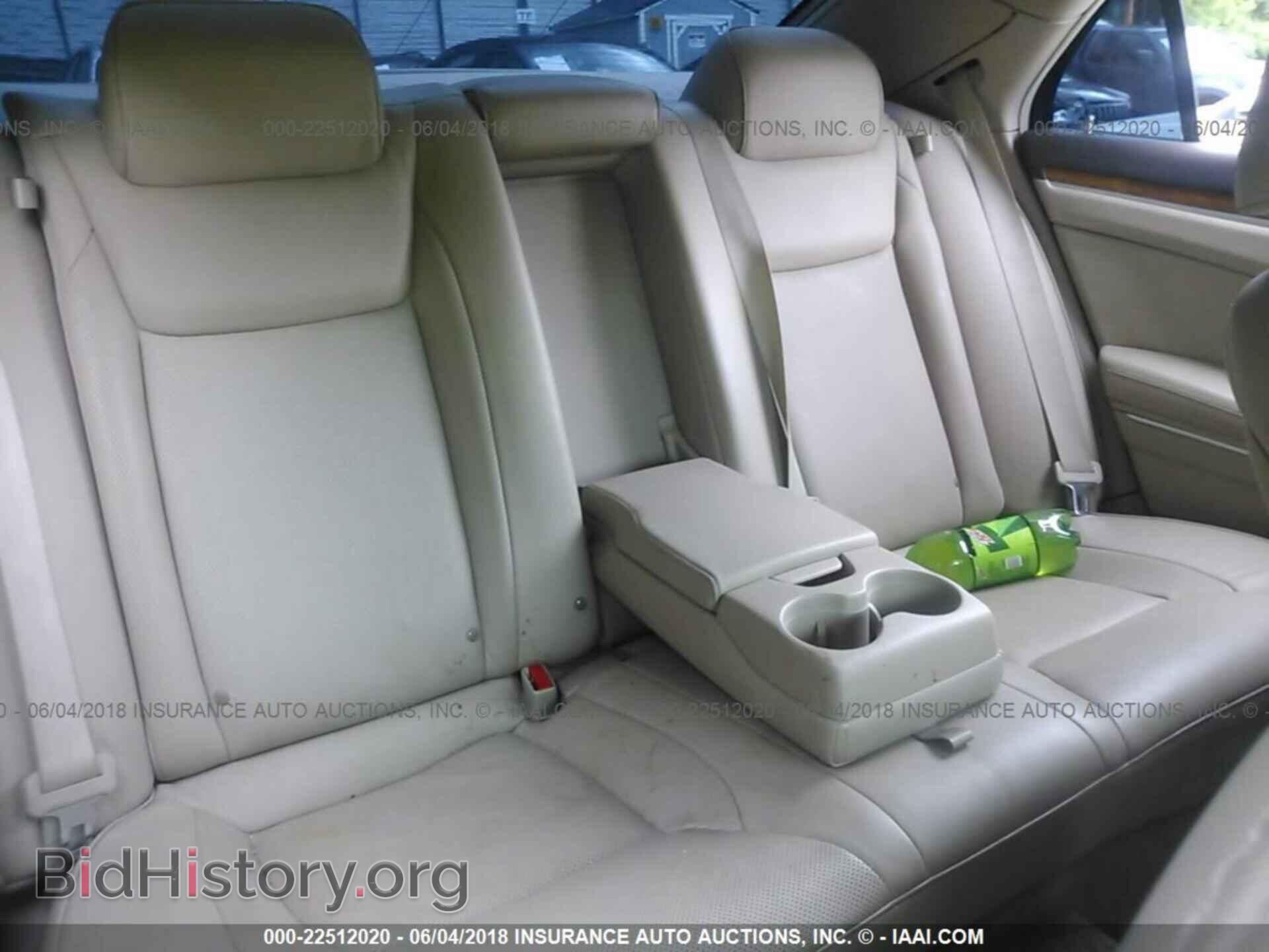2013 CHRYSLER 300C - VIN: 2C3CCAET2DH708172 - Фото 8