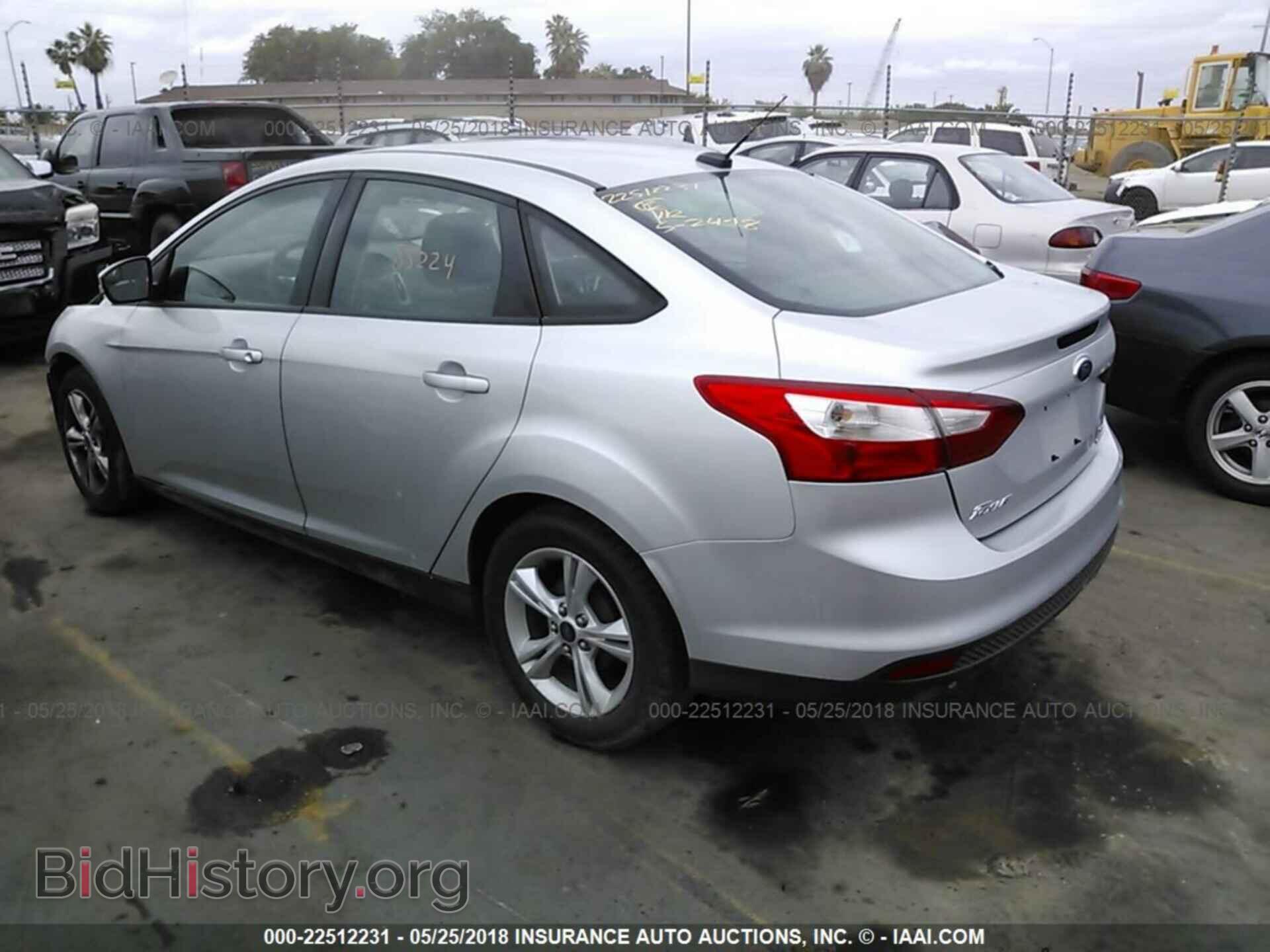 2013 Ford Focus - VIN: 1FADP3F21DL159417 - Photo 3