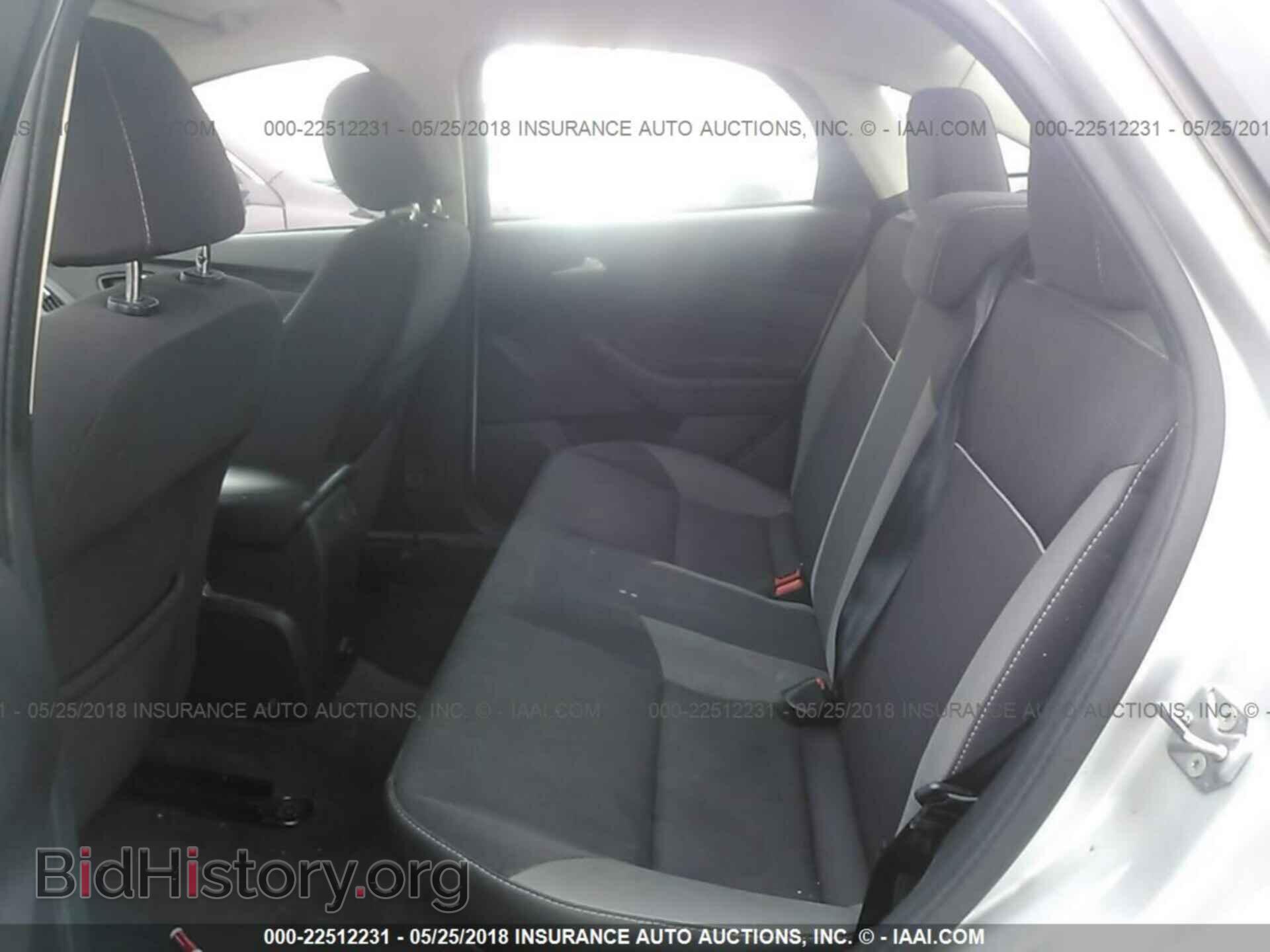 2013 Ford Focus - VIN: 1FADP3F21DL159417 - Photo 8