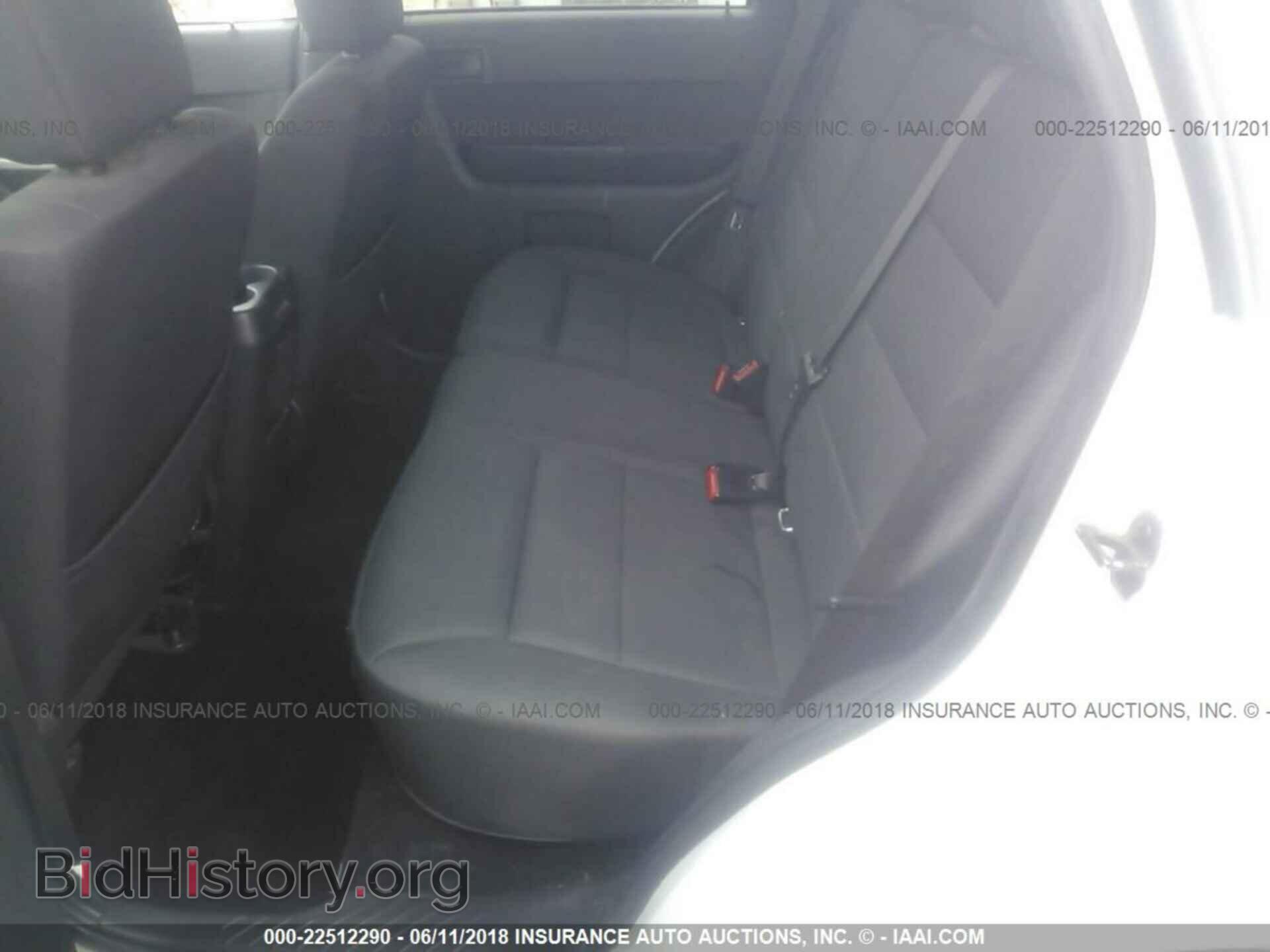 2011 Ford Escape - VIN: 1FMCU0D76BKC55960 - Photo 8