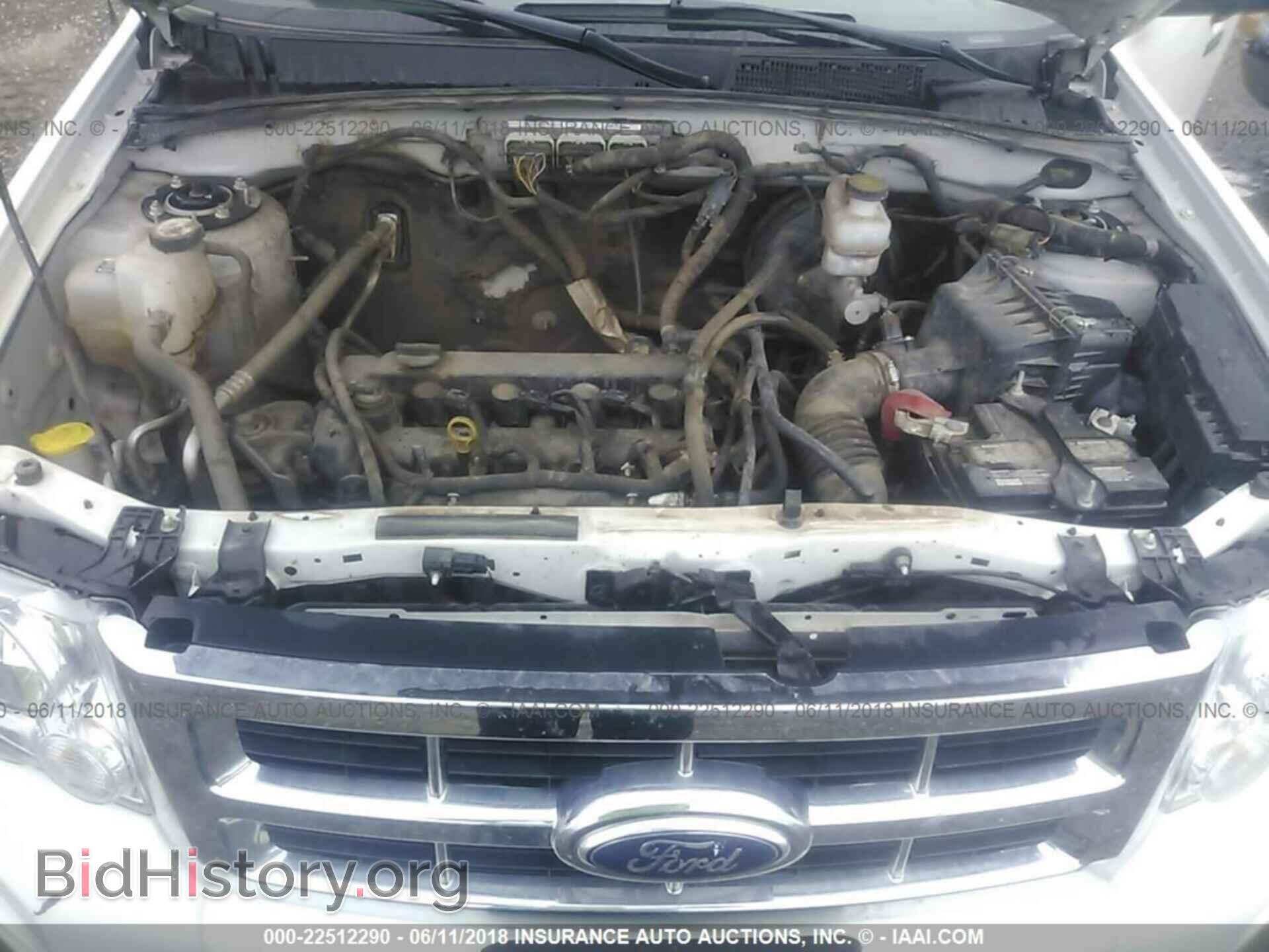 2011 Ford Escape - VIN: 1FMCU0D76BKC55960 - Photo 10