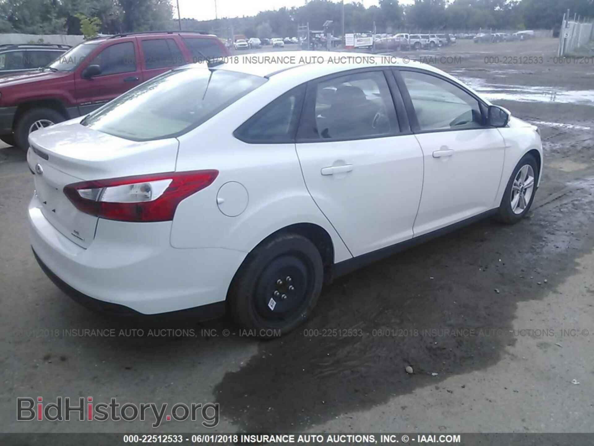 2013 Ford Focus - VIN: 1FADP3F22DL265388 - Photo 4