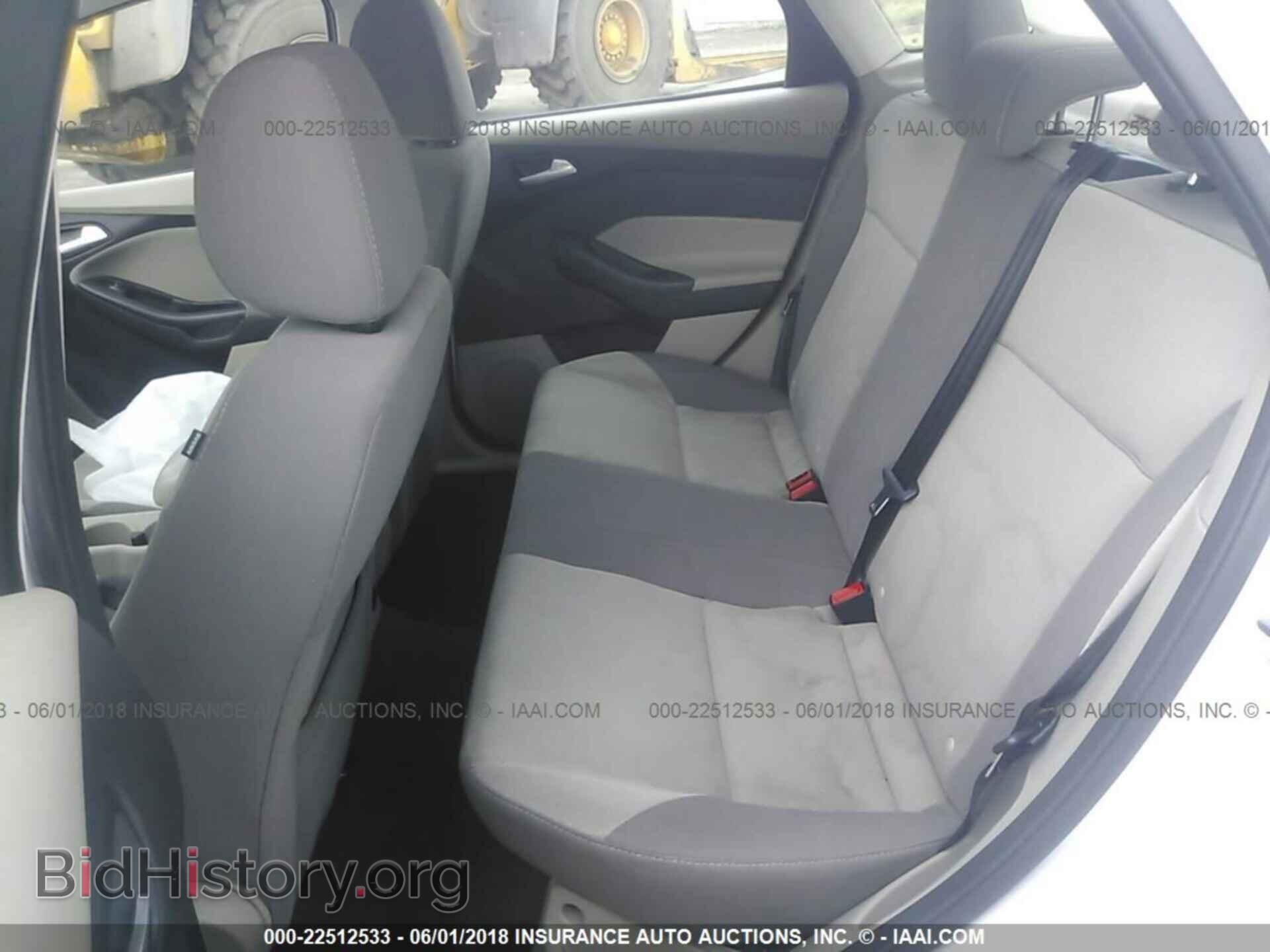 2013 Ford Focus - VIN: 1FADP3F22DL265388 - Photo 8