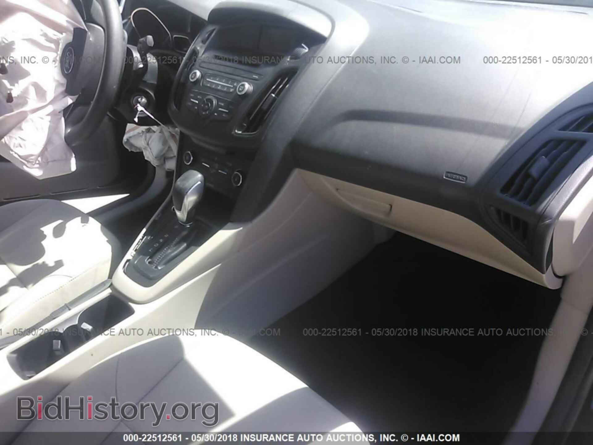 2017 Ford Focus - VIN: 1FADP3F27HL307592 - Фото 5