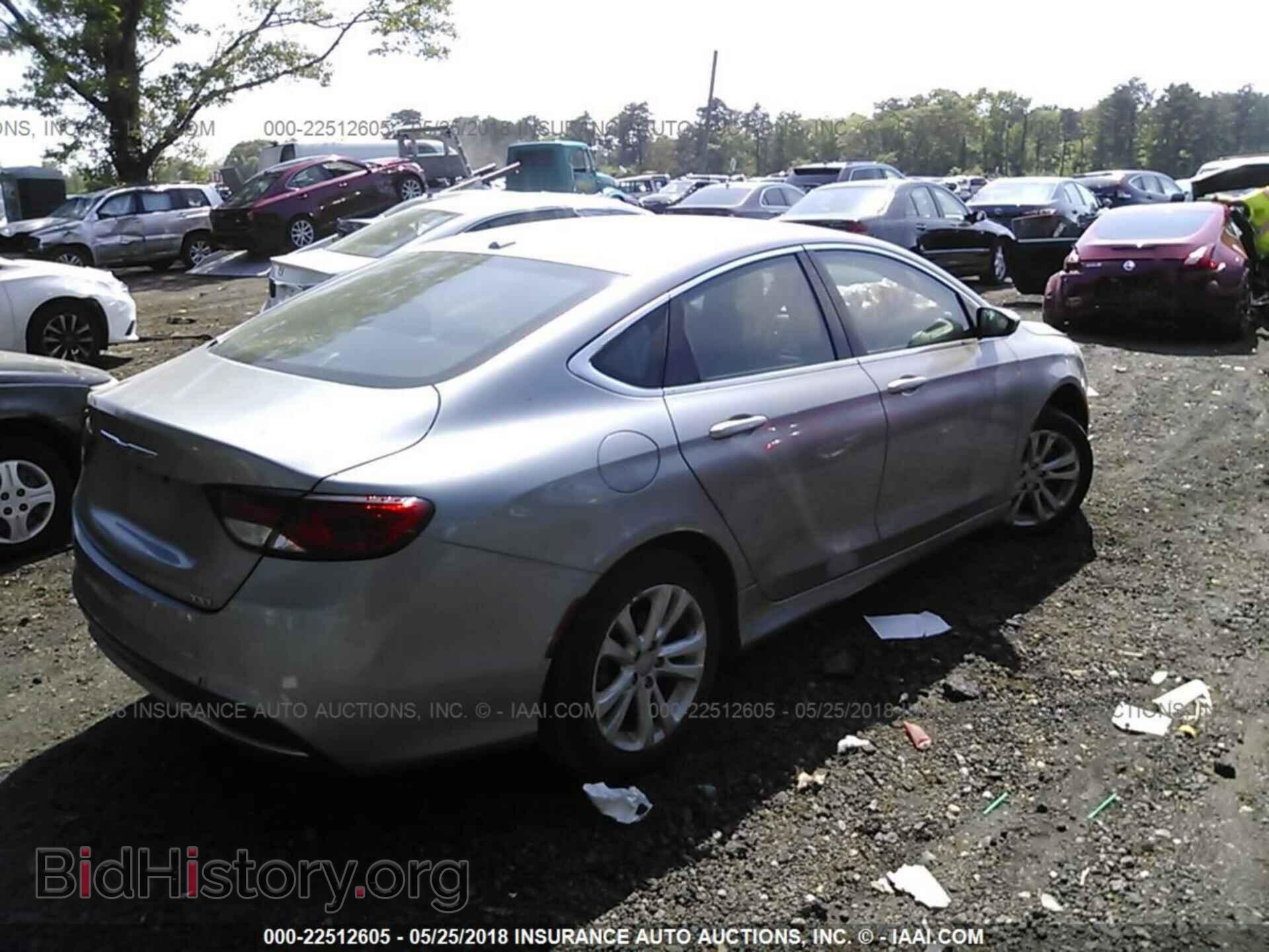 2015 Chrysler 200 - VIN: 1C3CCCAB3FN595268 - Photo 4