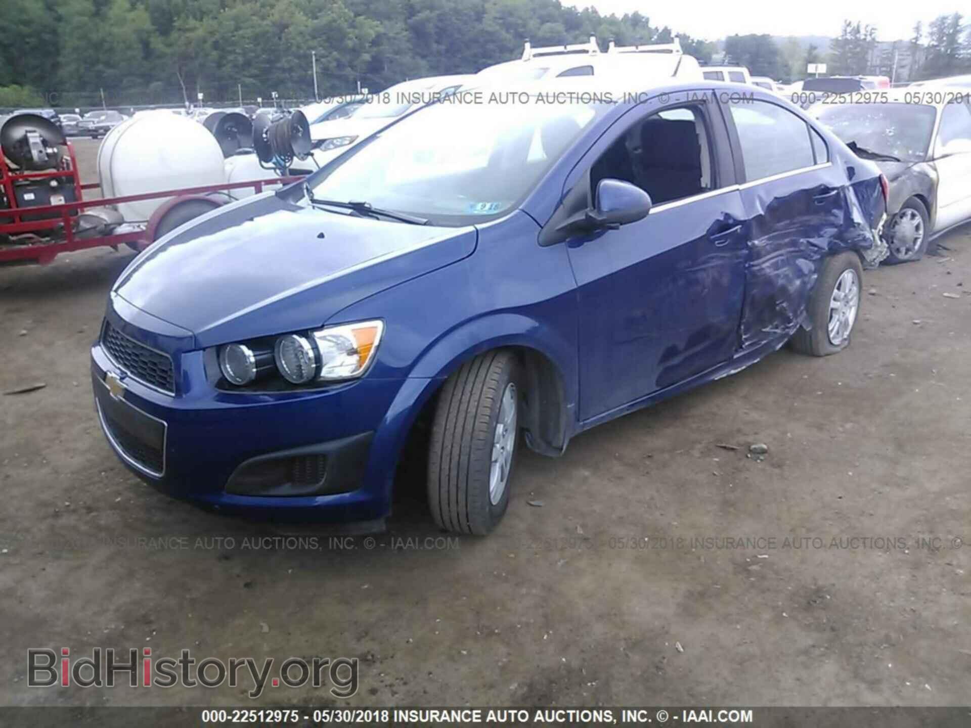 2014 Chevrolet Sonic - VIN: 1G1JD5SH9E4166177 - Фото 2