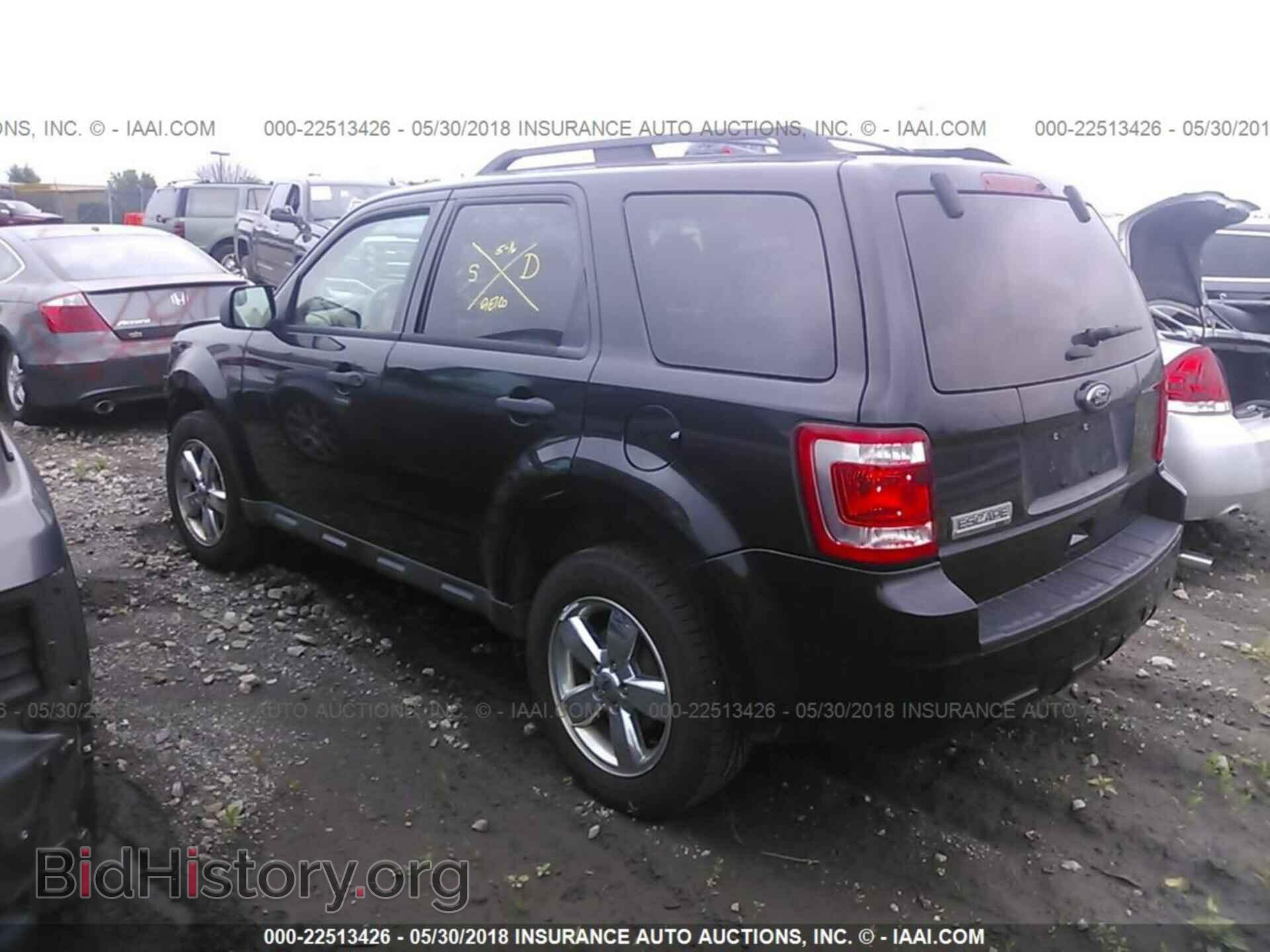 2011 Ford Escape - VIN: 1FMCU9D79BKB43318 - Photo 3