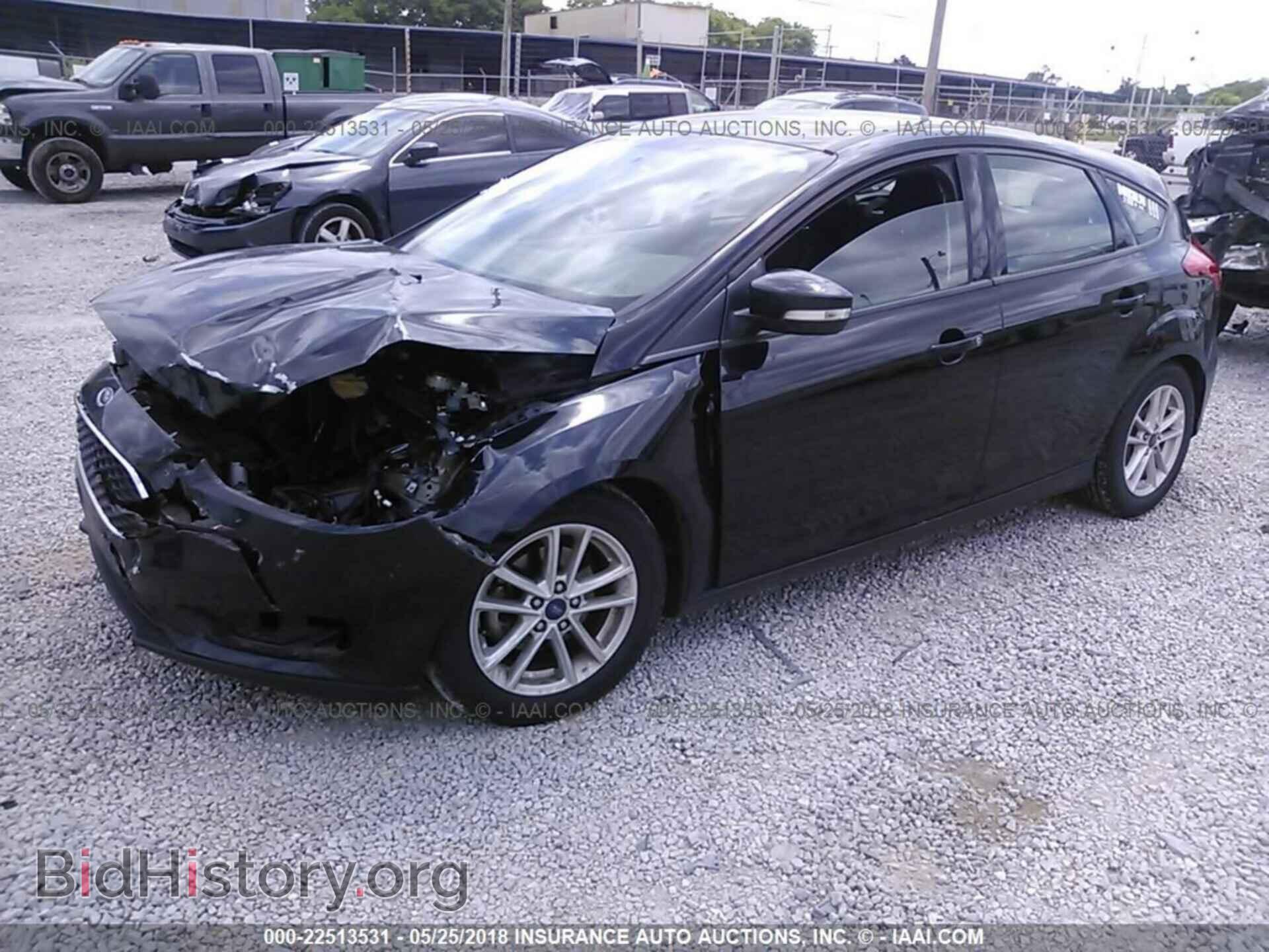 2016 Ford Focus - VIN: 1FADP3K28GL381608 - Фото 2