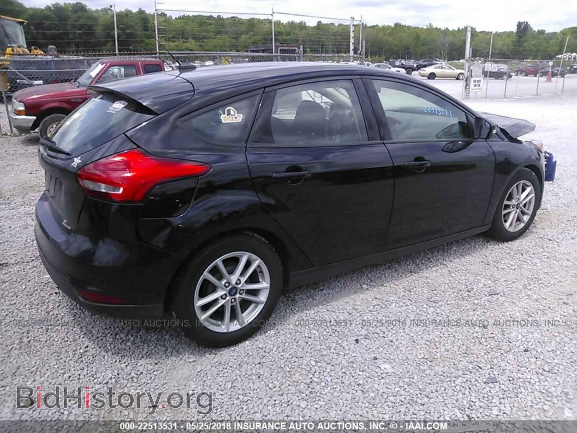 2016 Ford Focus - VIN: 1FADP3K28GL381608 - Фото 4