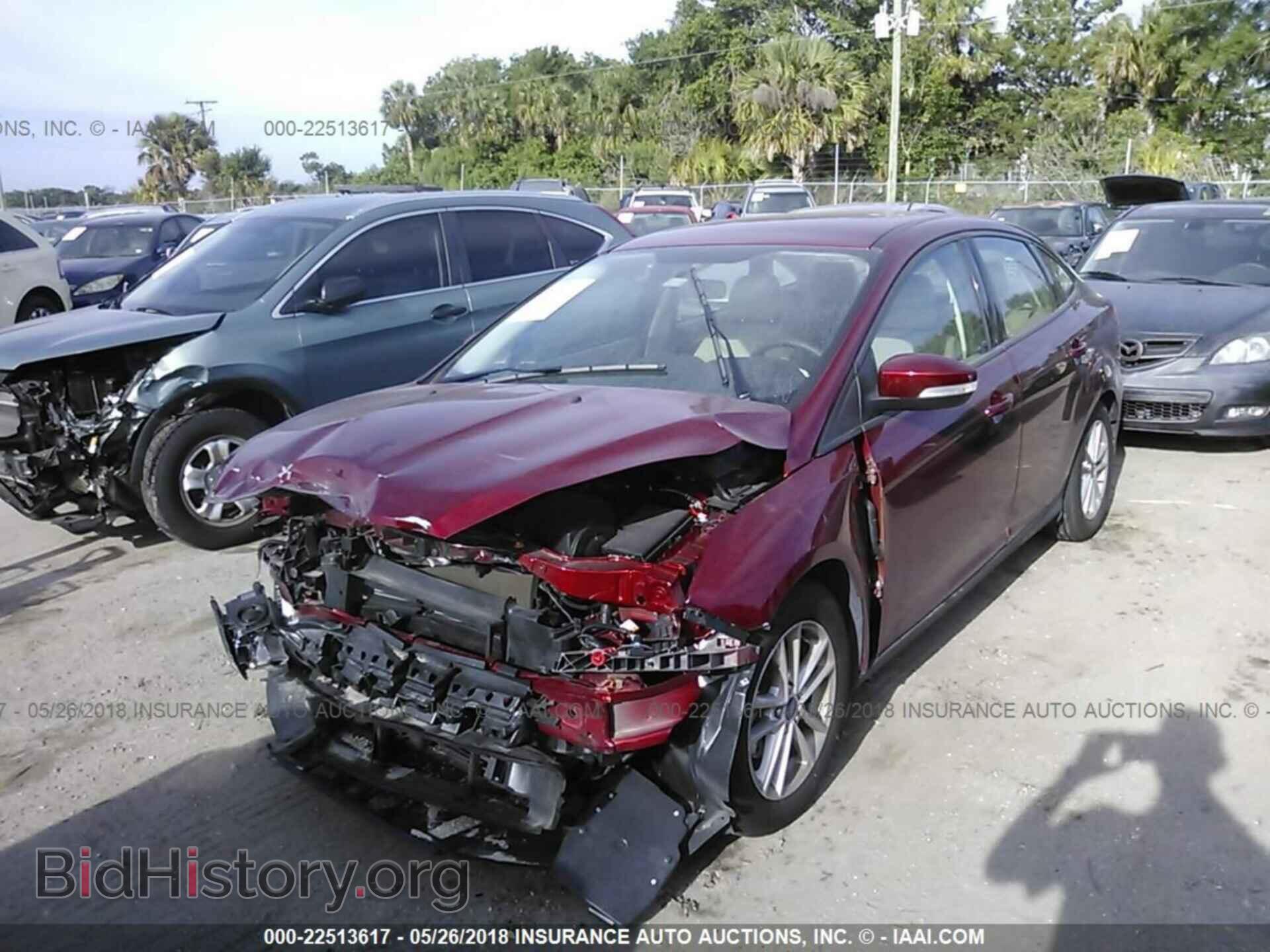 2017 Ford Focus - VIN: 1FADP3FEXHL218545 - Photo 6