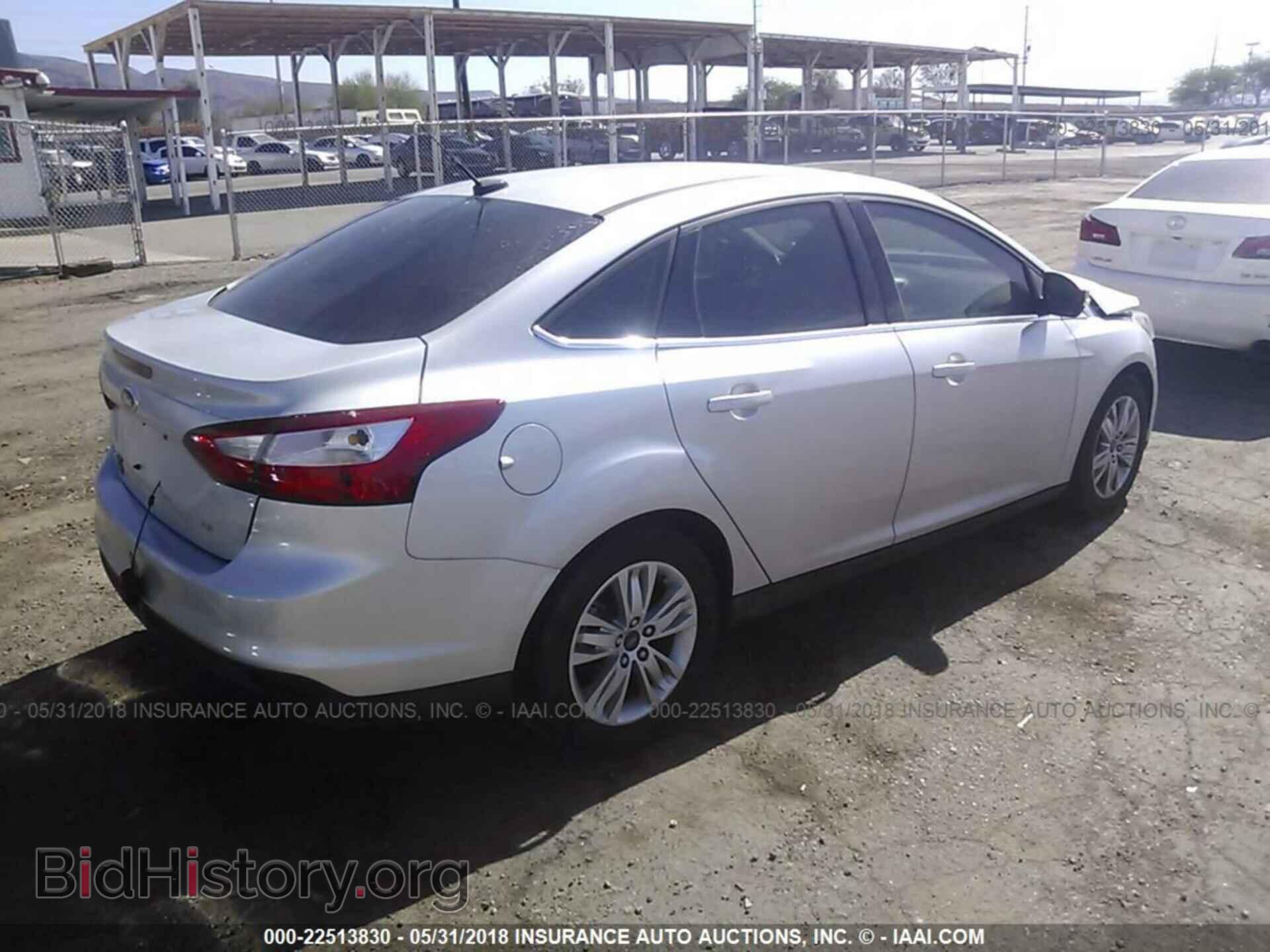 2012 Ford Focus - VIN: 1FAHP3H21CL457673 - Фото 4