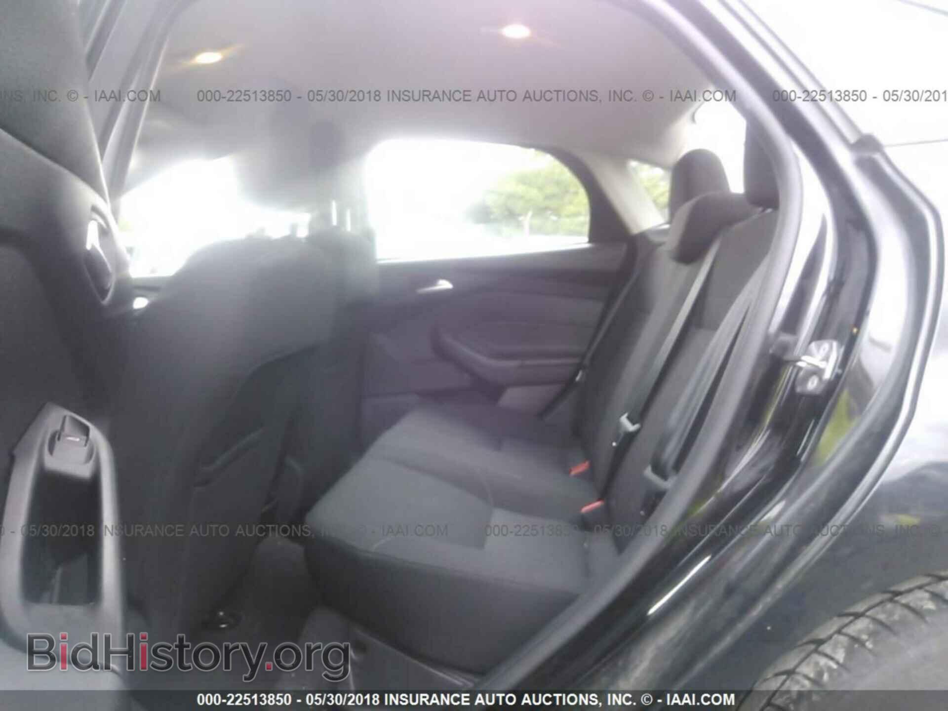 2015 Ford Focus - VIN: 1FADP3F27FL201835 - Photo 8