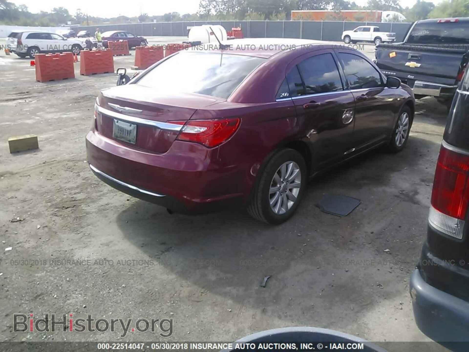 2012 Chrysler 200 - VIN: 1C3CCBBB4CN181629 - Photo 4